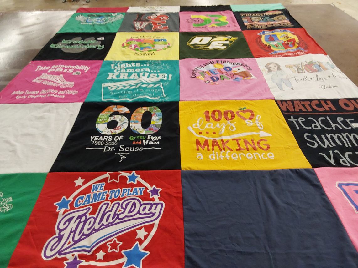 T-shirt quilt from kraise elementary school by dahmann from TX