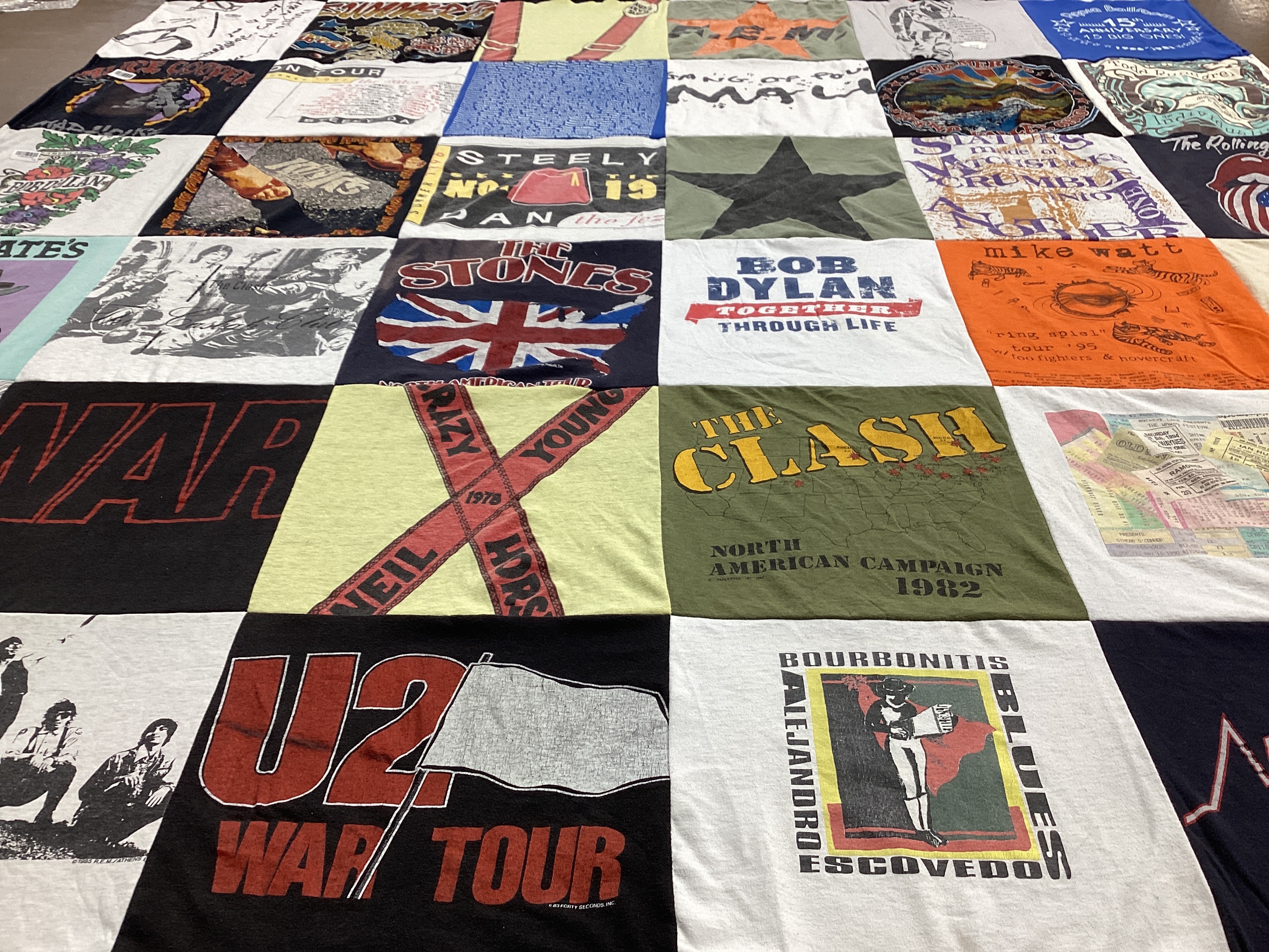 T-shirt quilt with music, concerts themes by Tino from OH