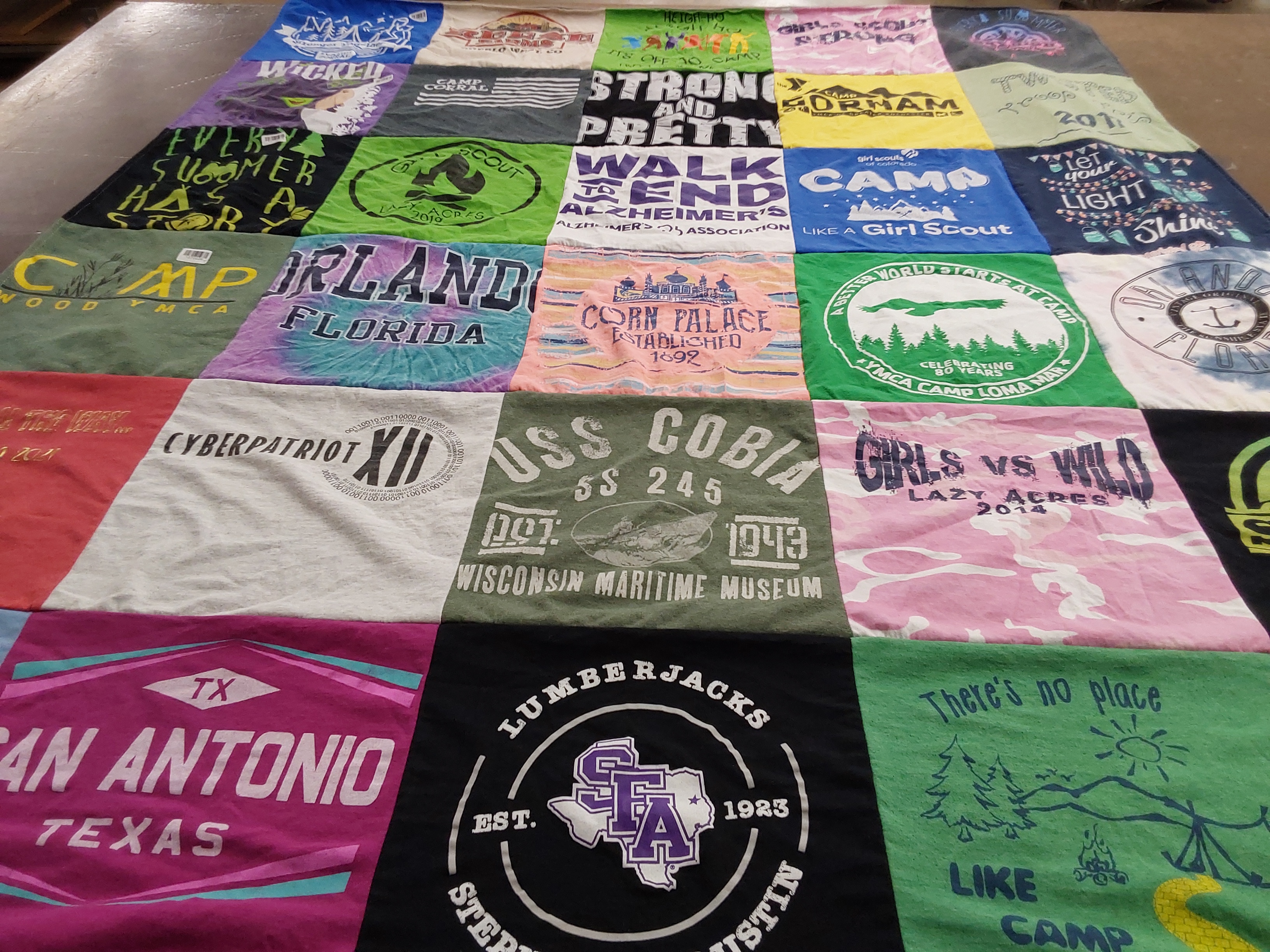 T-shirt quilt featuring lumberjacks by Lillian from CO