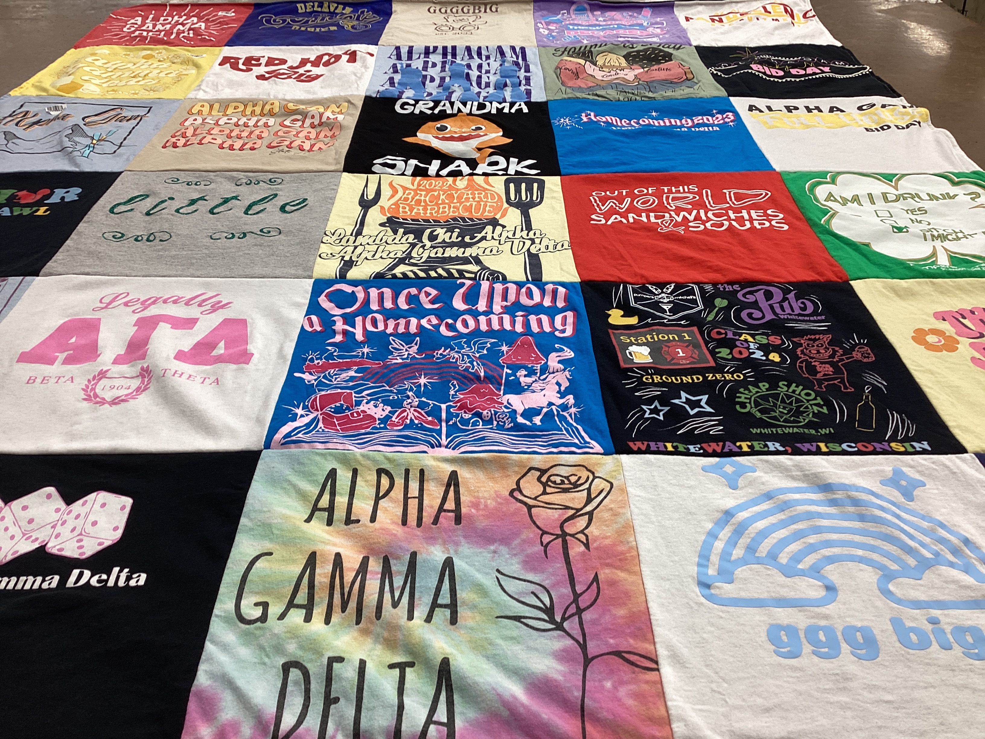 T-shirt quilt with sorority, homecoming themes by DIEGO from IL