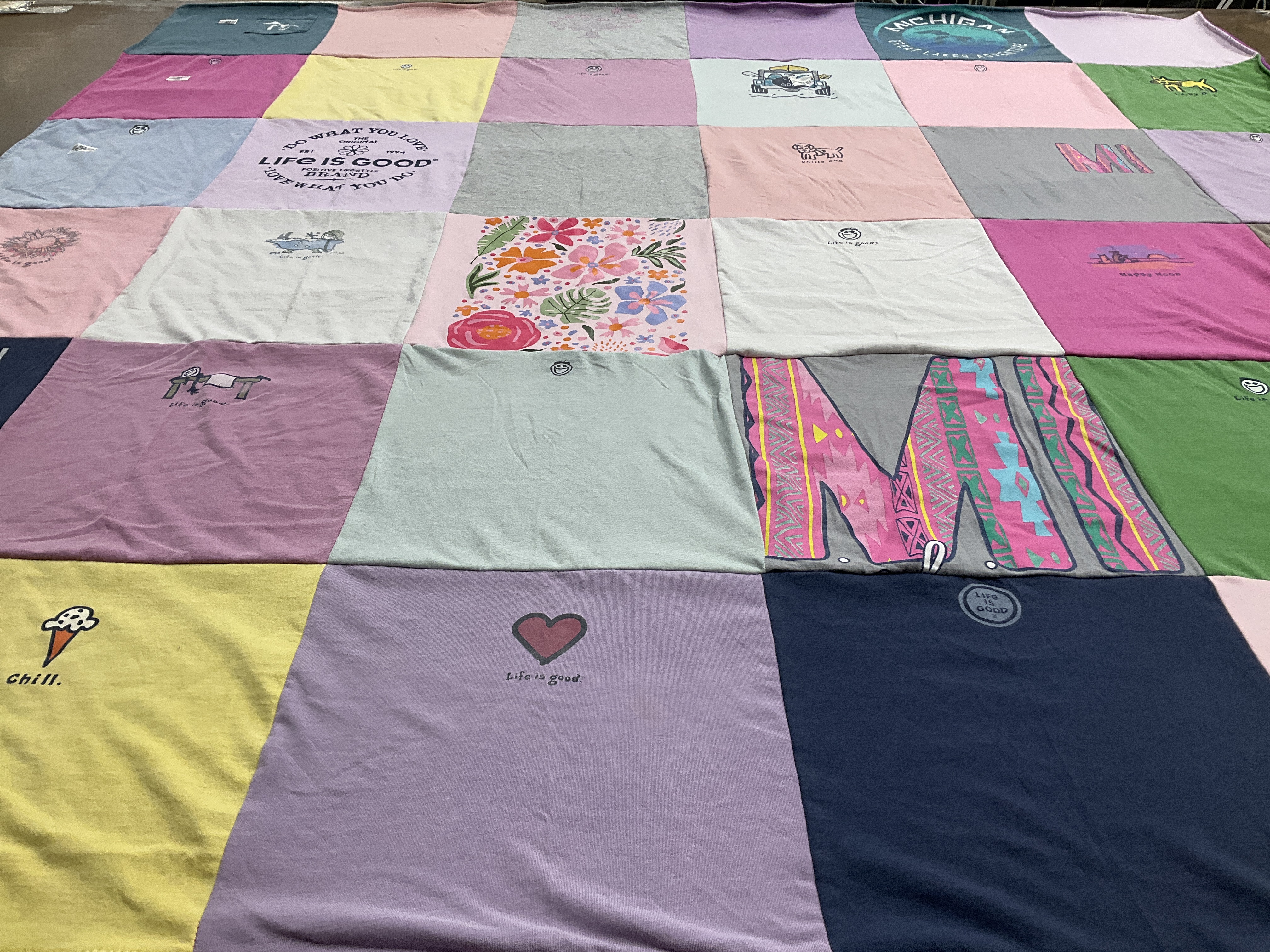 T-shirt quilt with relaxation, positive vibes themes by Mandi from MI