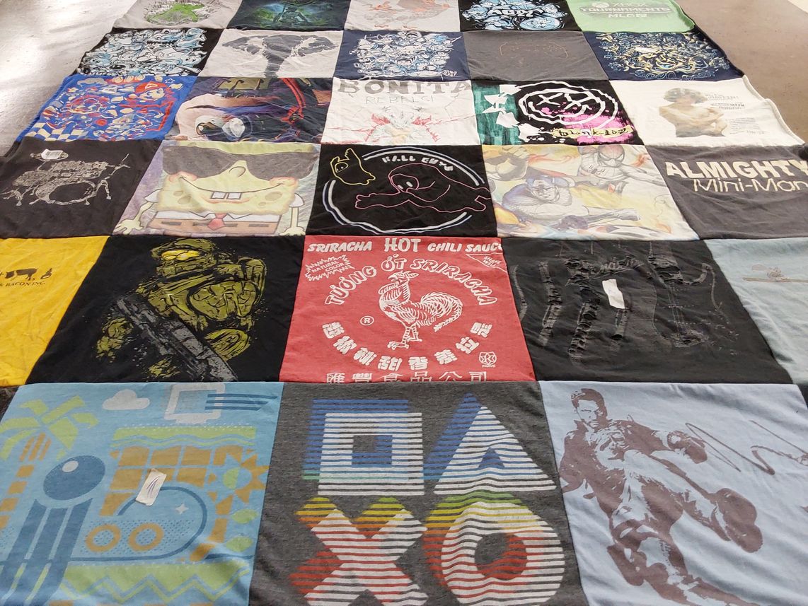 T-shirt quilt with video games, cartoons themes by Justin from CA