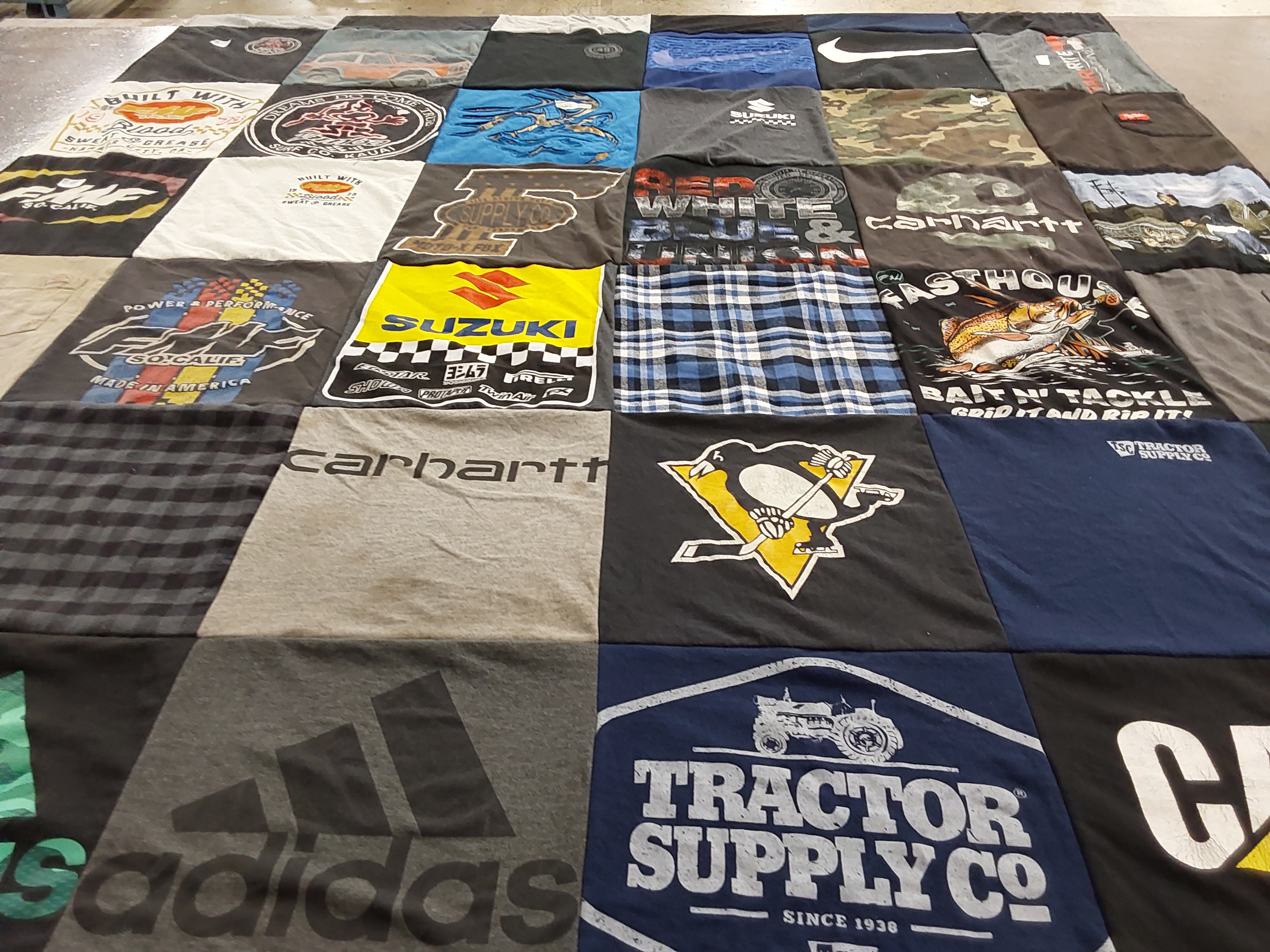 T-shirt quilt featuring pittsburgh penguins by Kendal from MN