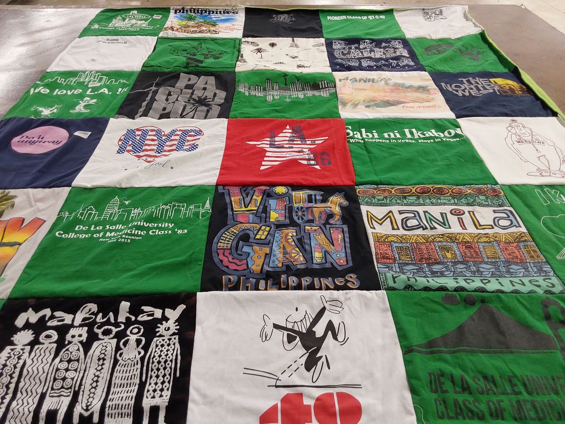 T-shirt quilt from de la salle university by Carmencita from OH