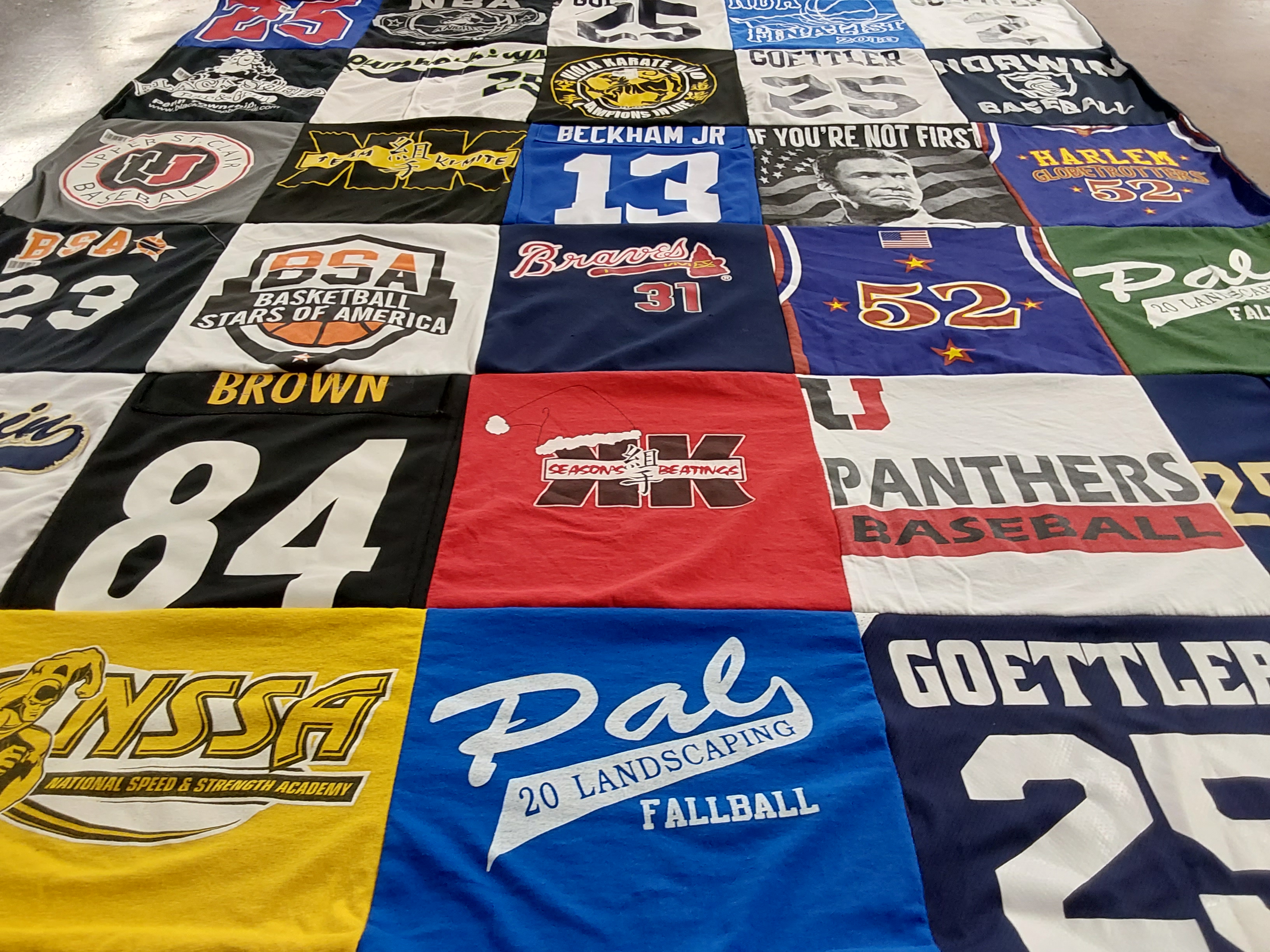 T-shirt quilt featuring harlem globetrotters by Jessica from PA
