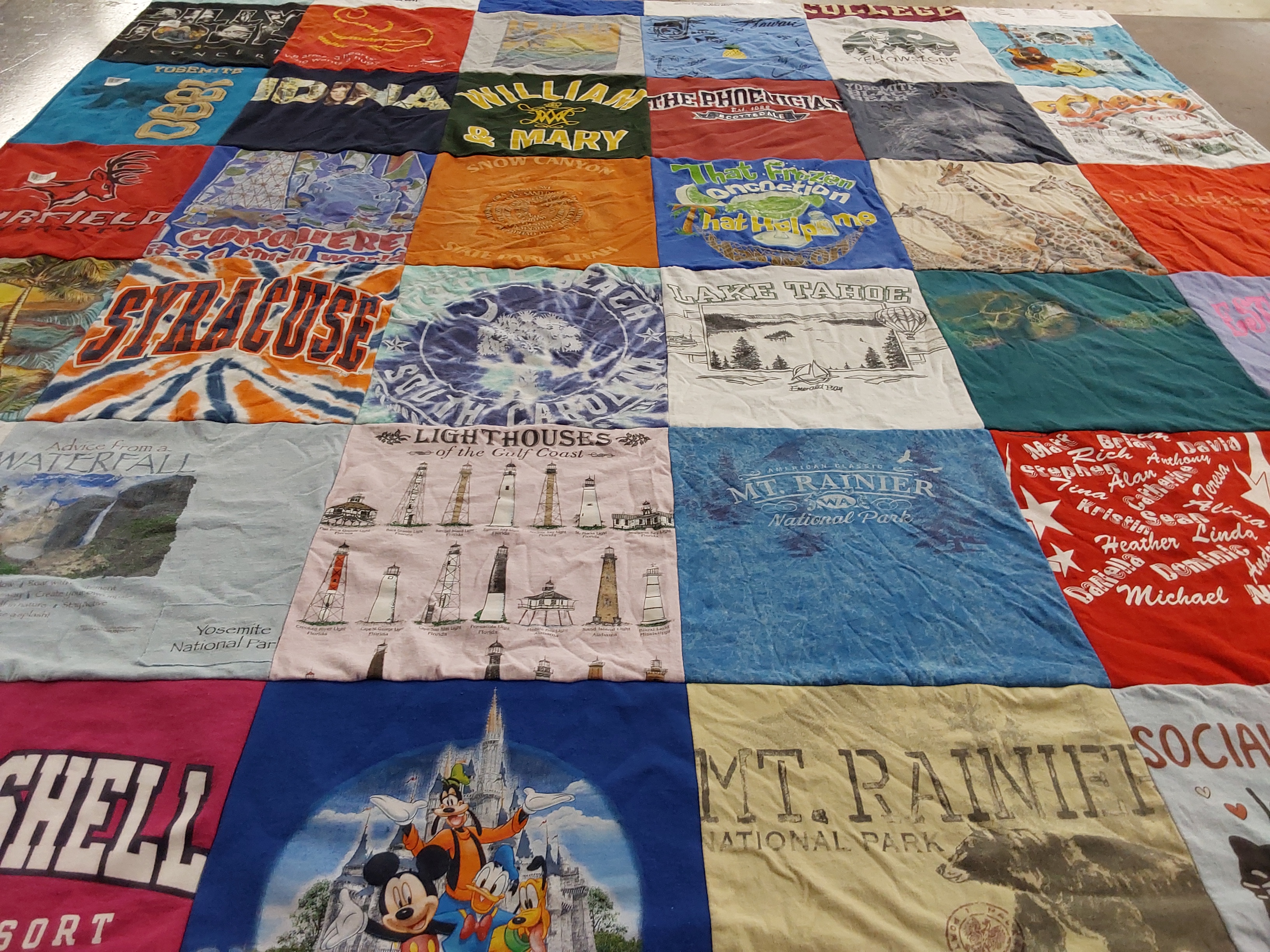 T-shirt quilt from william and mary university, syracuse university by Alicia from CT