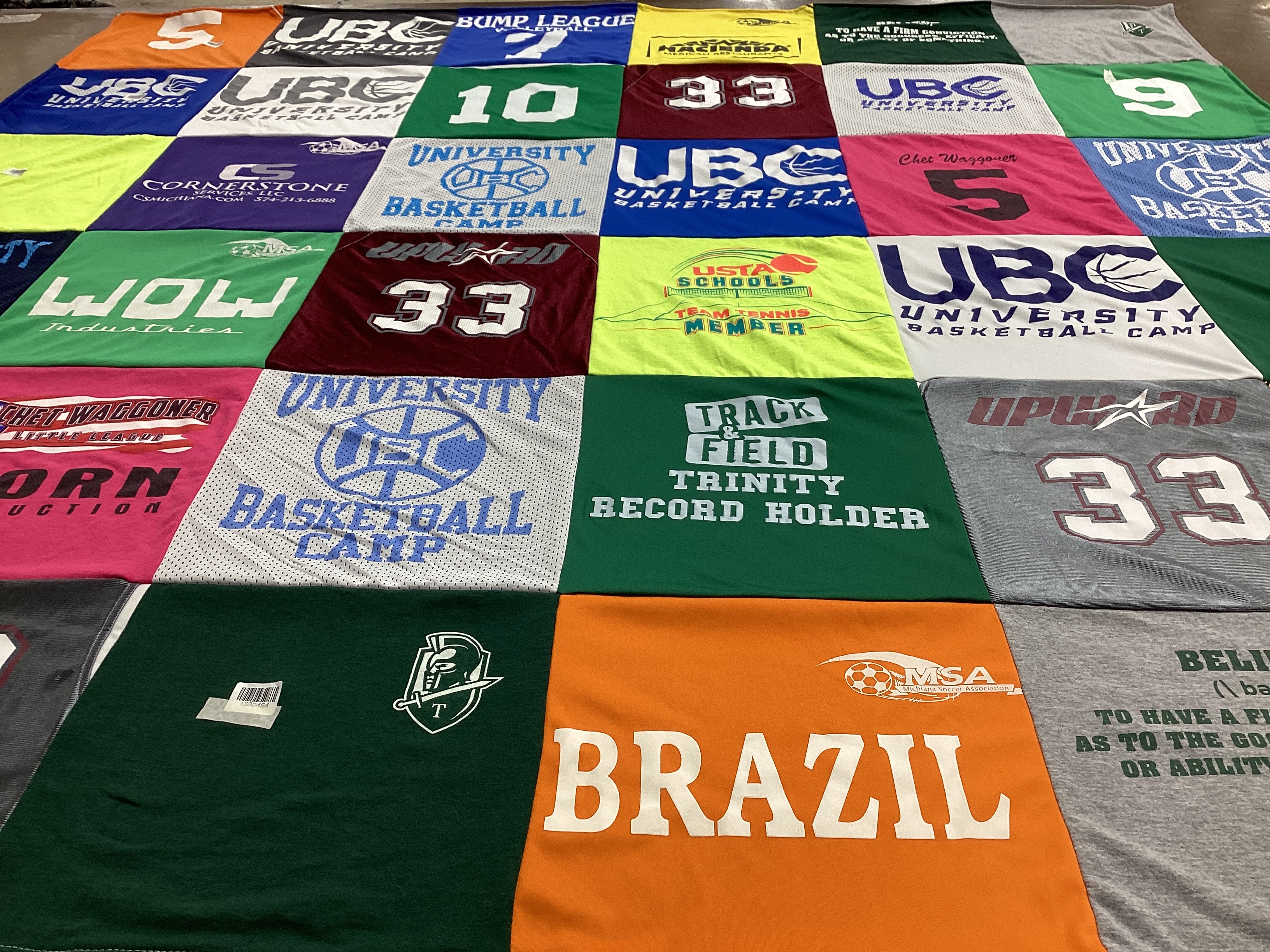 T-shirt quilt featuring university basketball team by Maggie from IN