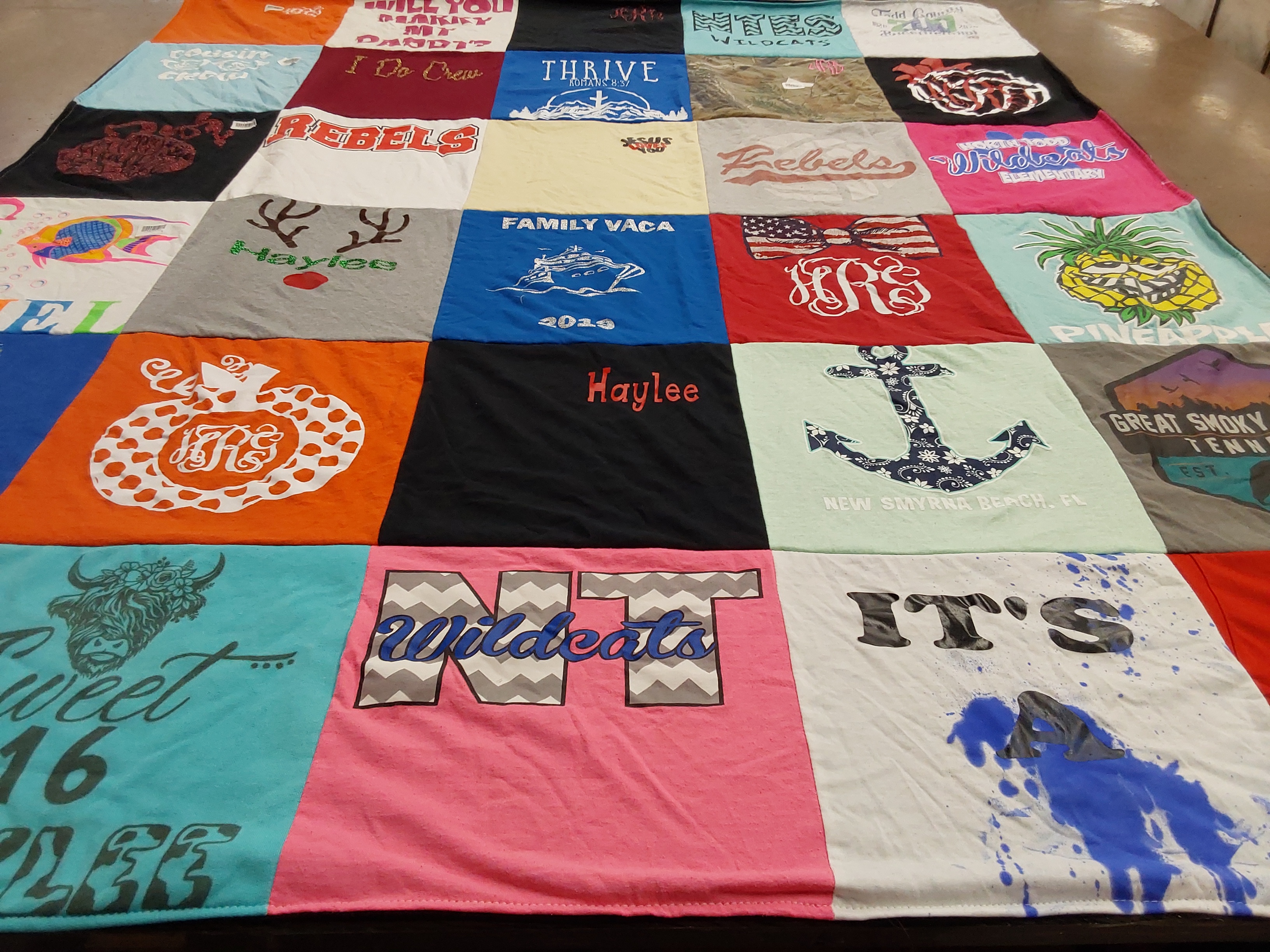 T-shirt quilt featuring wildcats by Chelsey from KY