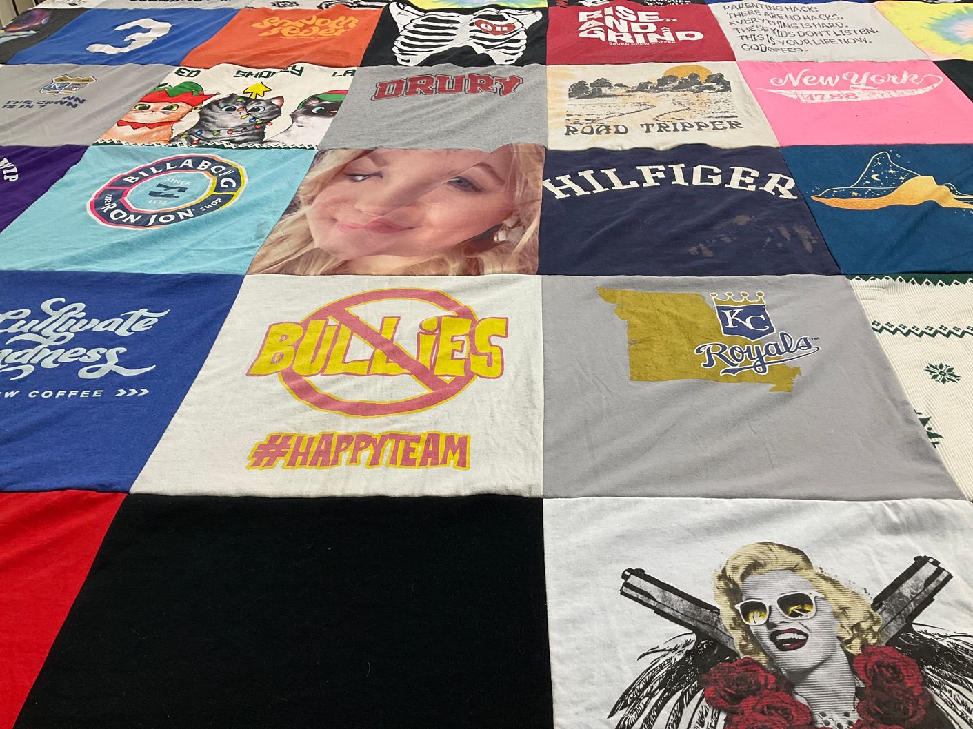 T-shirt quilt featuring kc royals by Gwendolyn* from MO