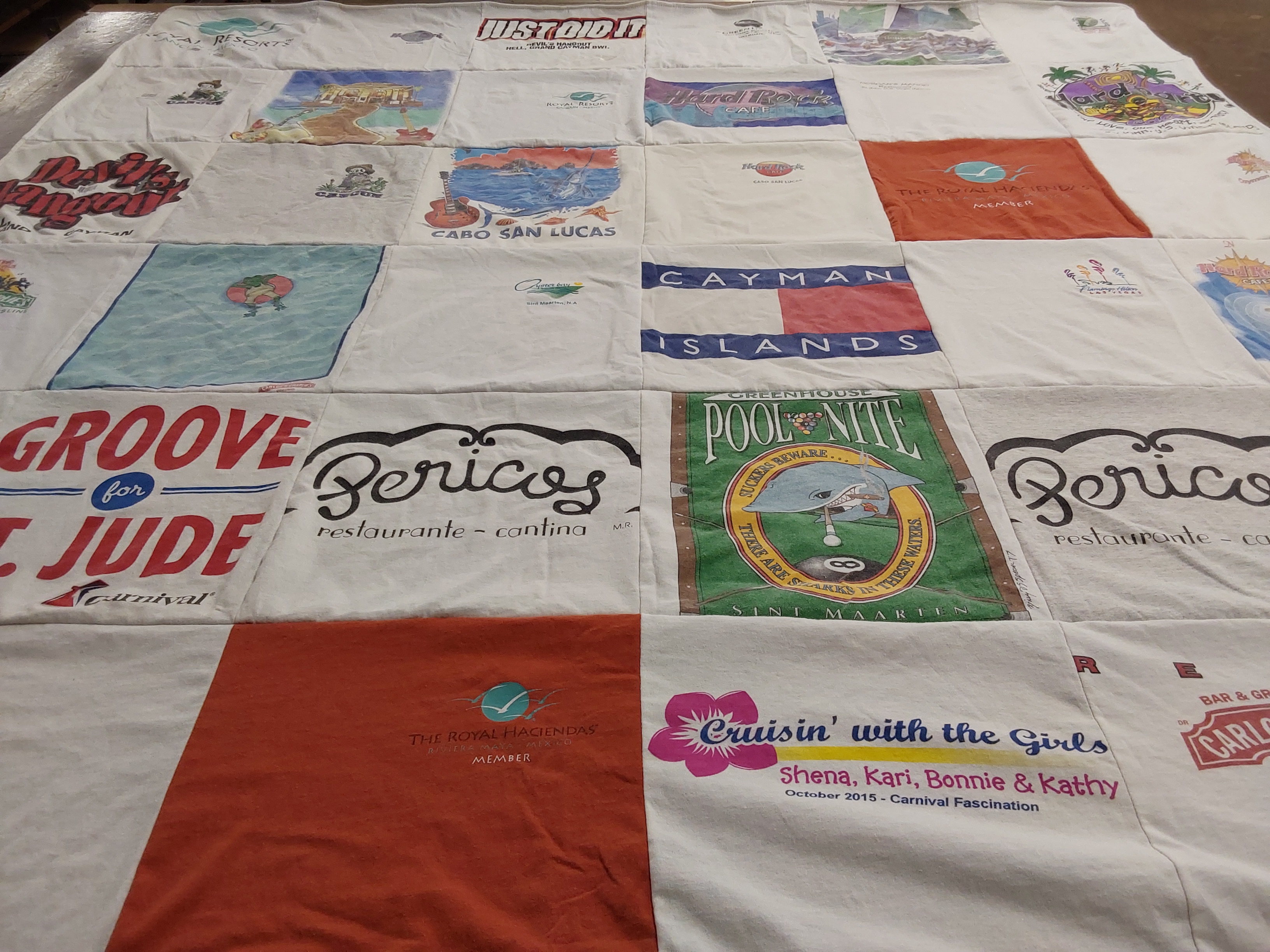 T-shirt quilt with travel, cruising themes by Bonnie from FL