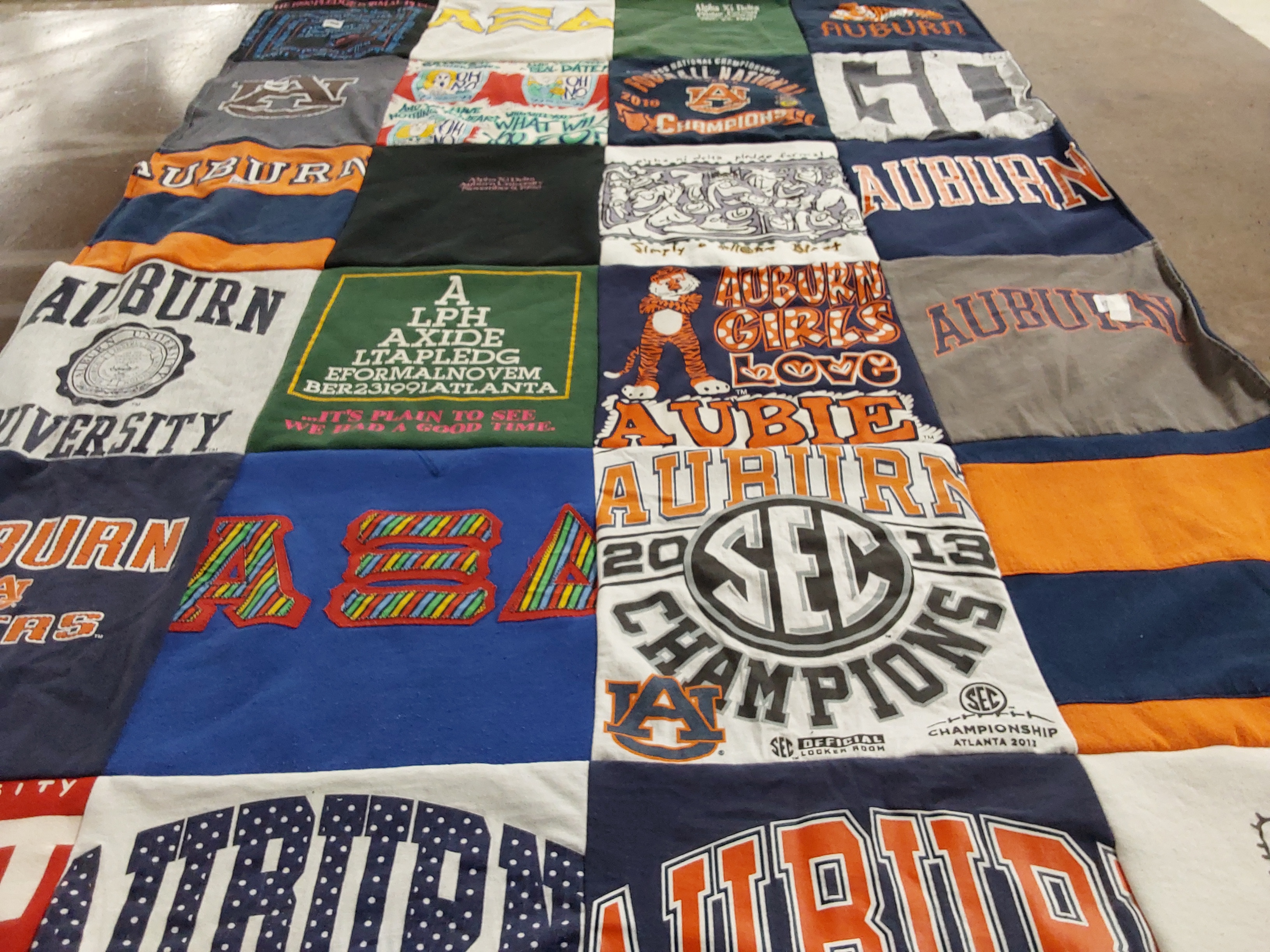 T-shirt quilt featuring auburn tigers by Karin from FL
