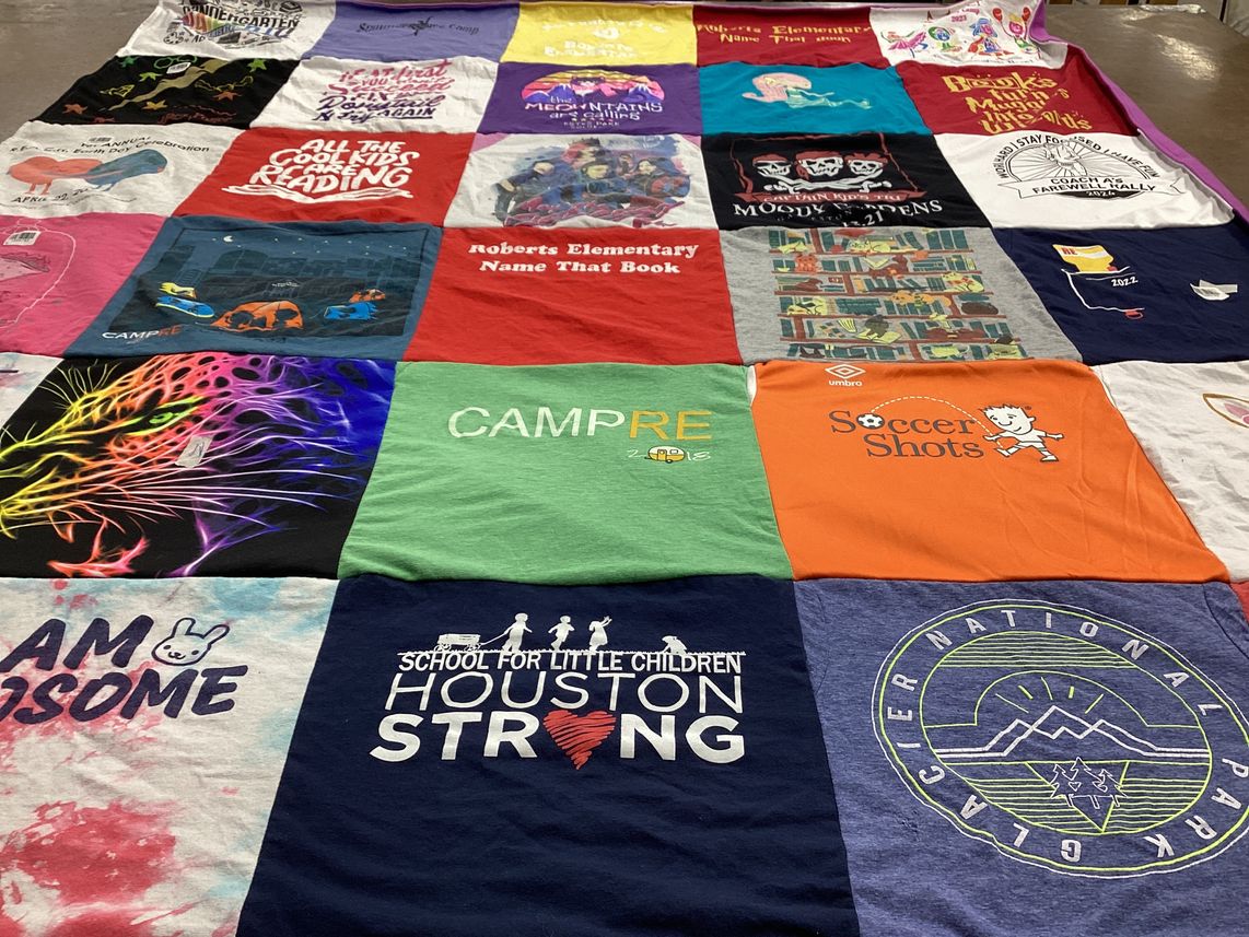 T-shirt quilt from roberts elementary school by Amber from TX