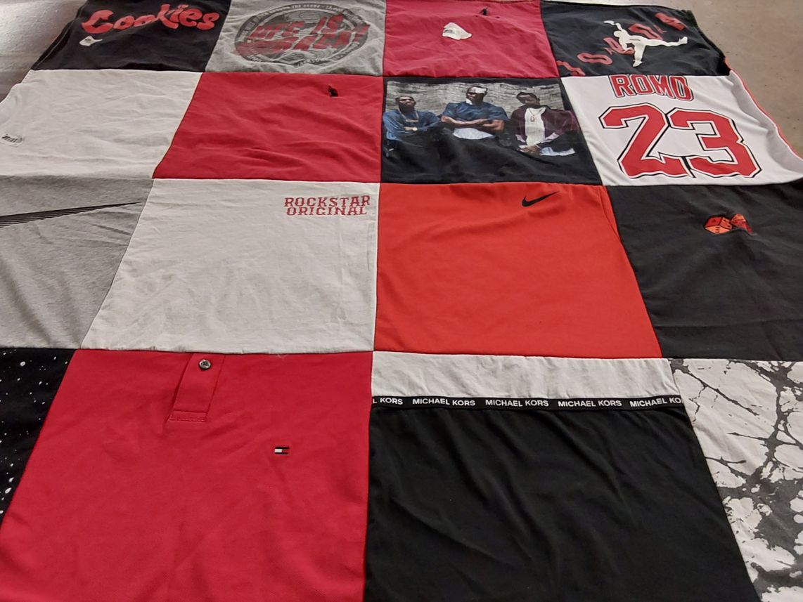T-shirt quilt by Rachel from TX
