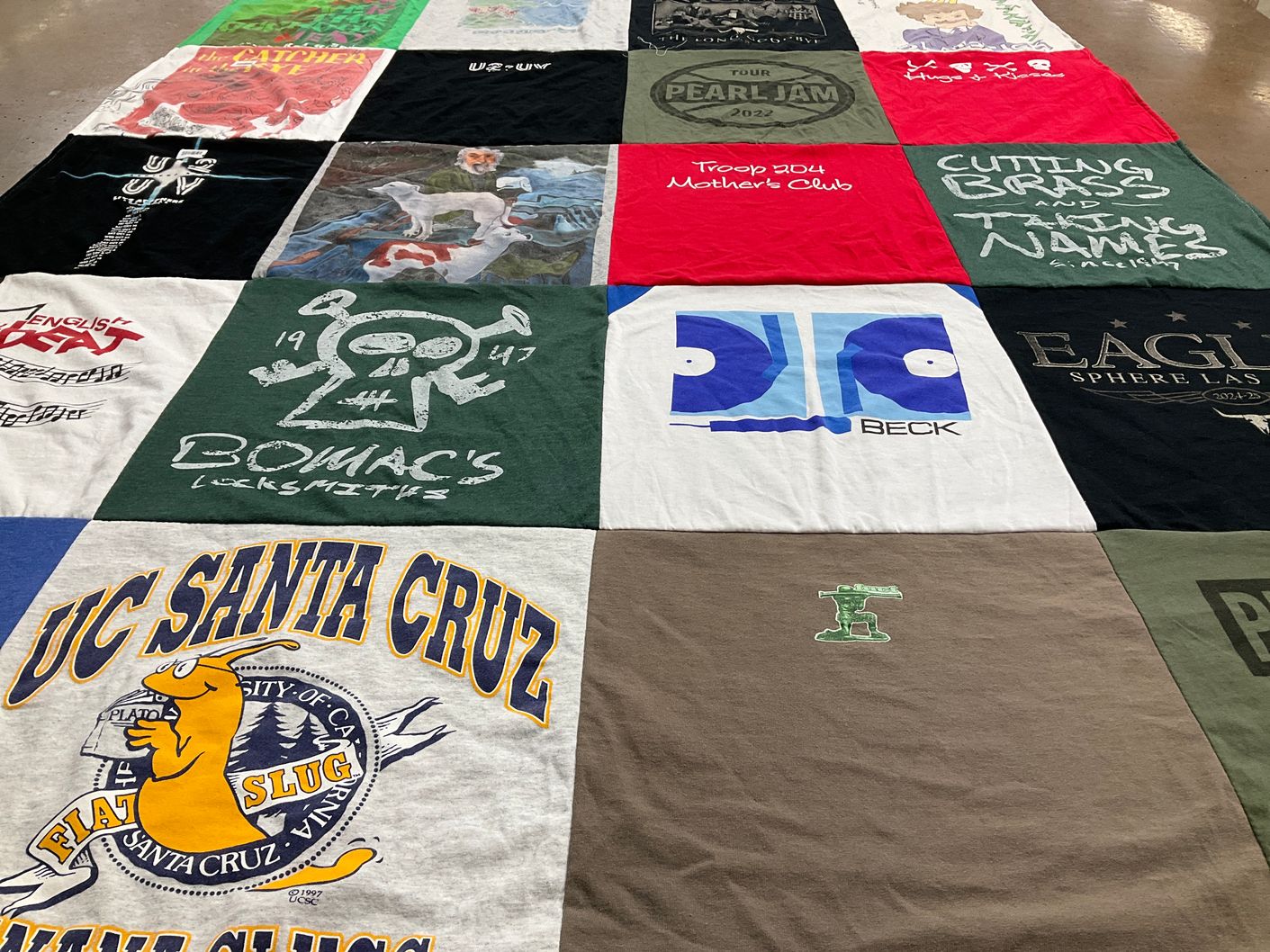 T-shirt quilt from university of california santa cruz by Shannon from CA