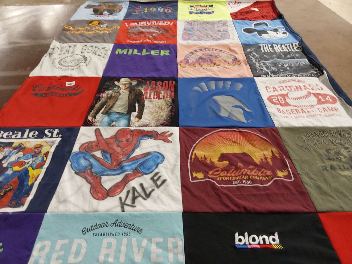 T-shirt quilt featuring st. louis cardinals baseball team by Myranda from OK
