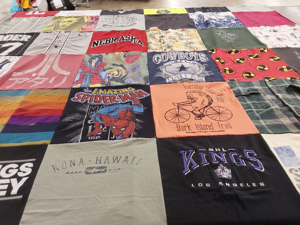 T-shirt quilt featuring dallas cowboys, los angeles kings by Arizona from NE
