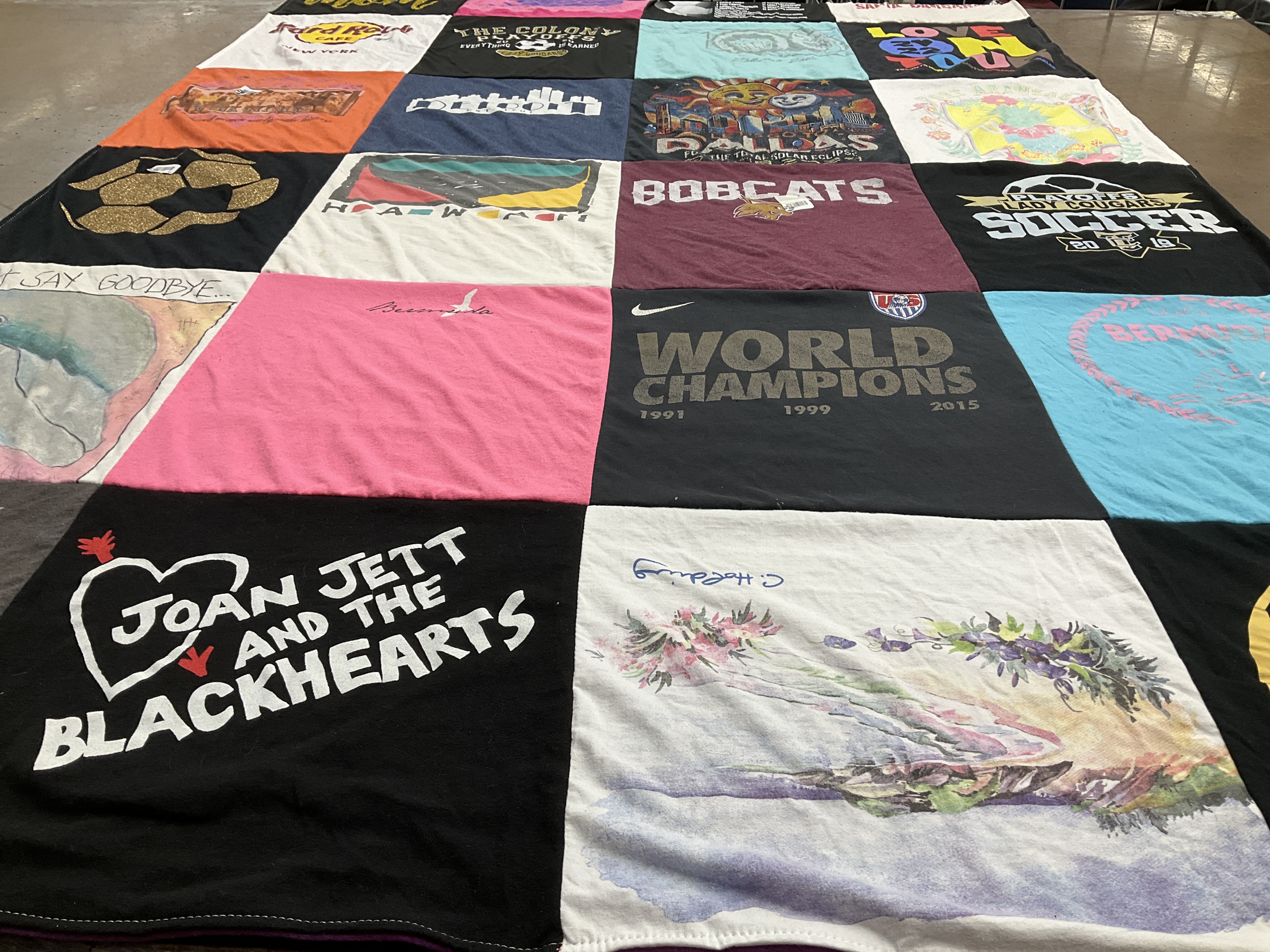 T-shirt quilt featuring bobcats by Cara from TX