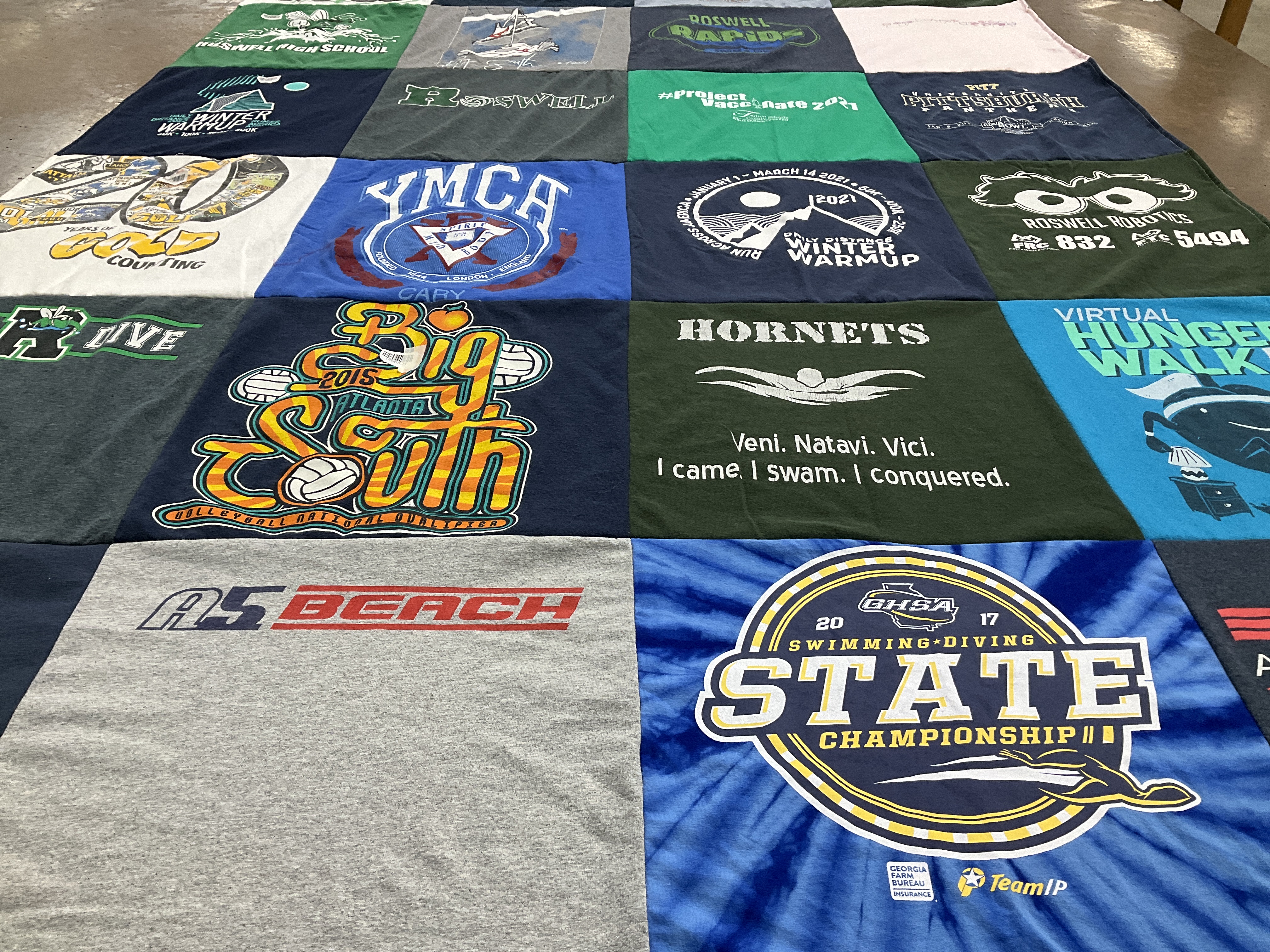T-shirt quilt featuring horner swimming team by Elizabeth from GA
