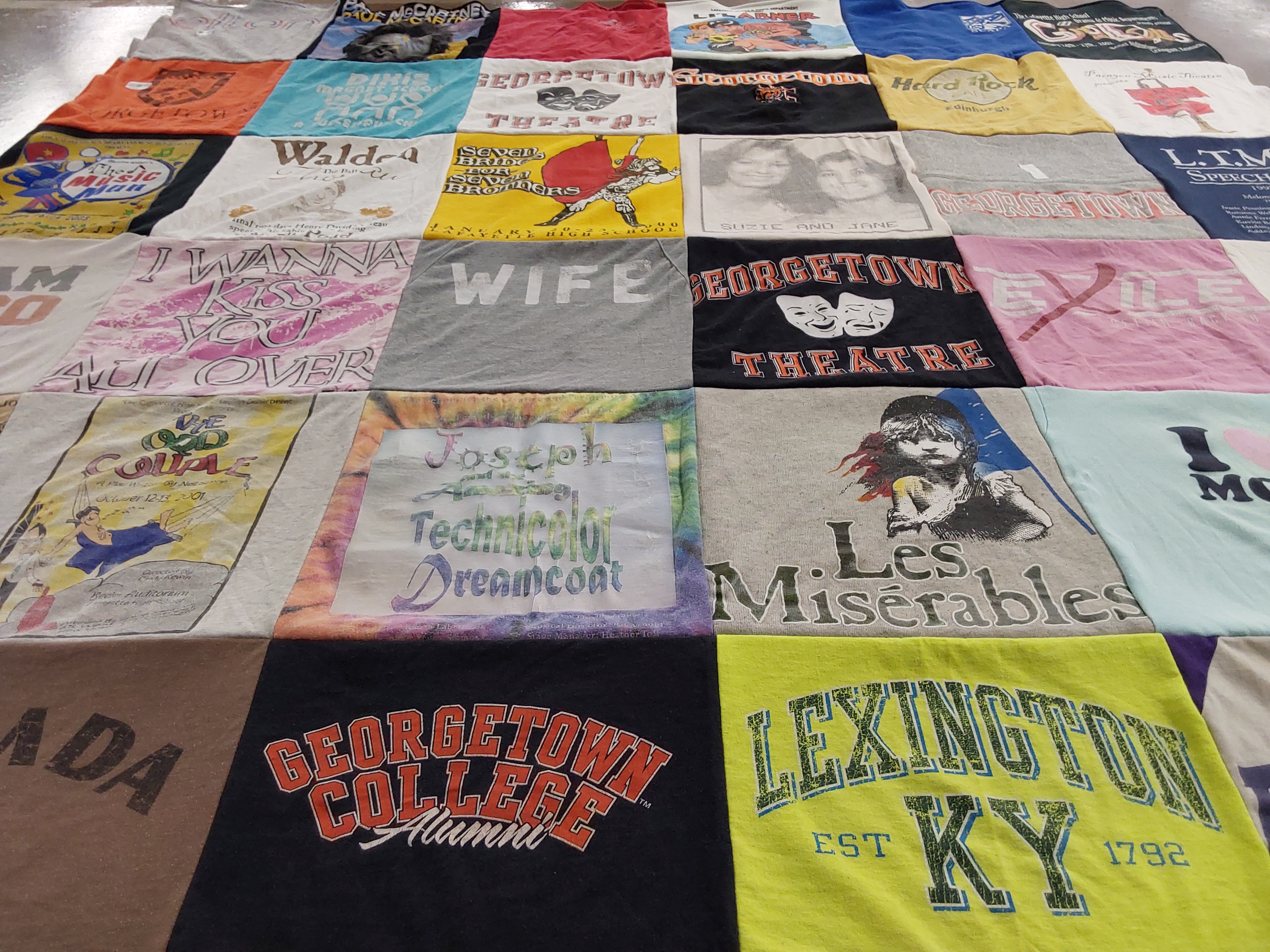 T-shirt quilt from georgetown college by Jessie from TN