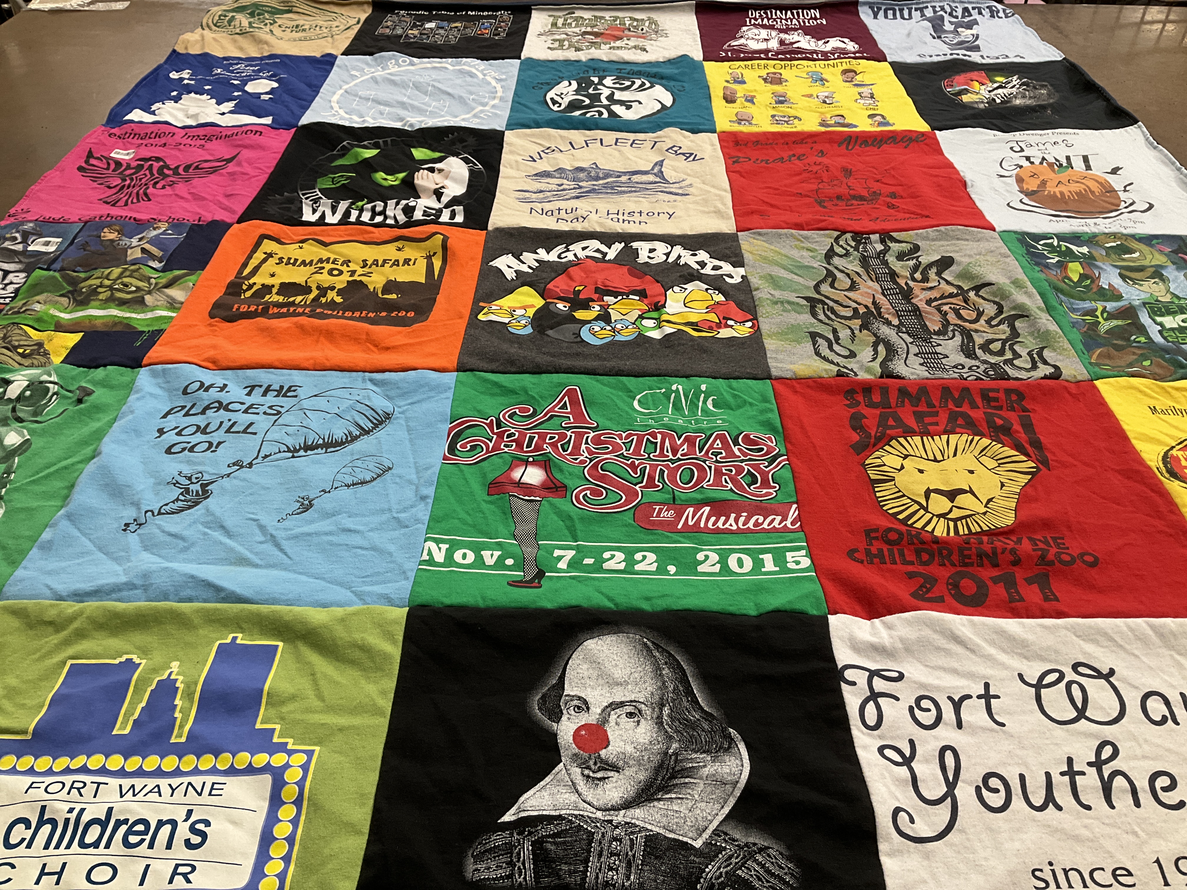 T-shirt quilt with theater, children themes by William from IN