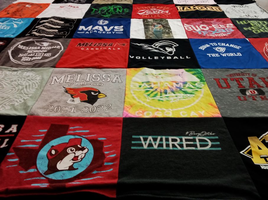 T-shirt quilt featuring melissa cardinals by Melissa from OR