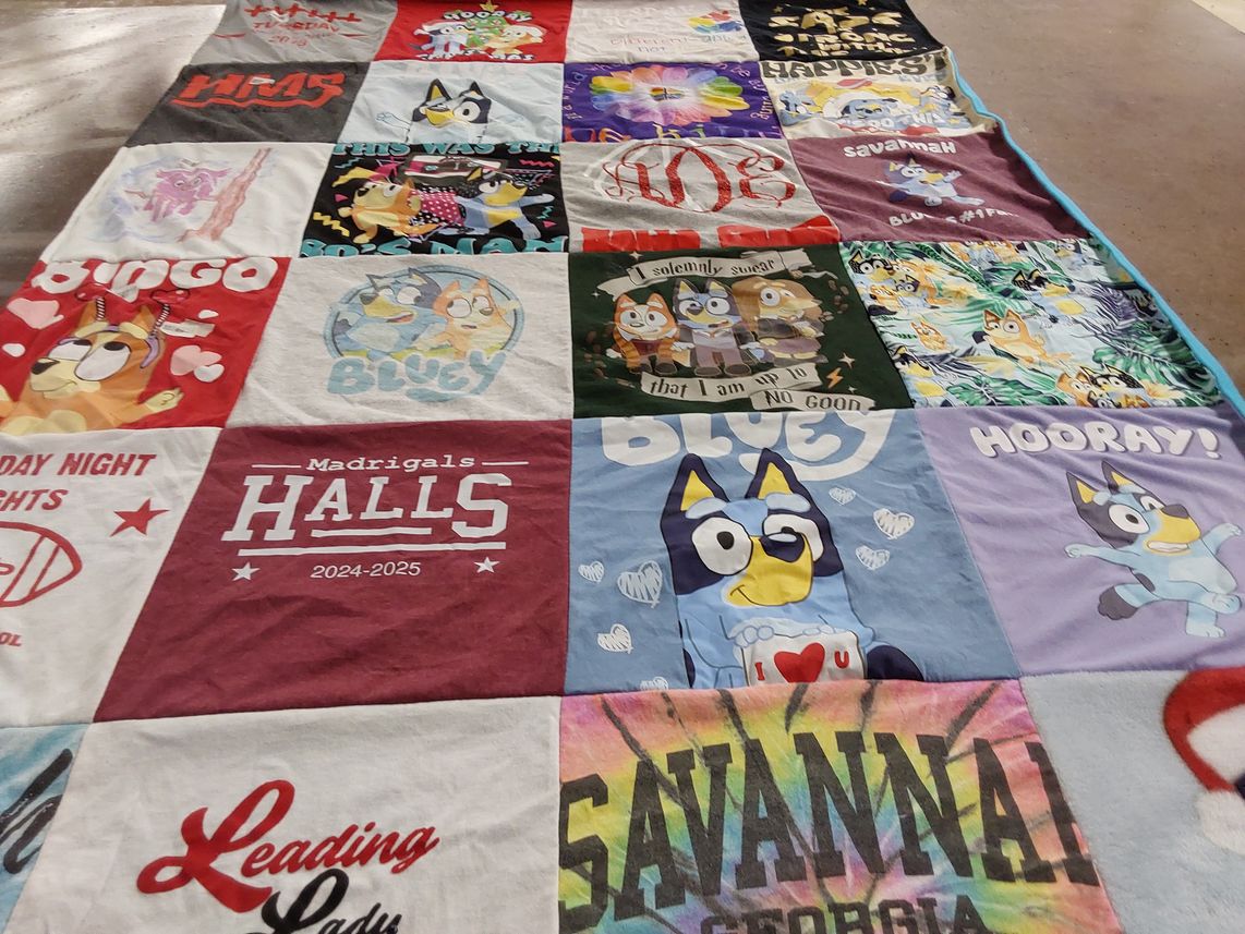 T-shirt quilt from madrigals college by Donna from TN