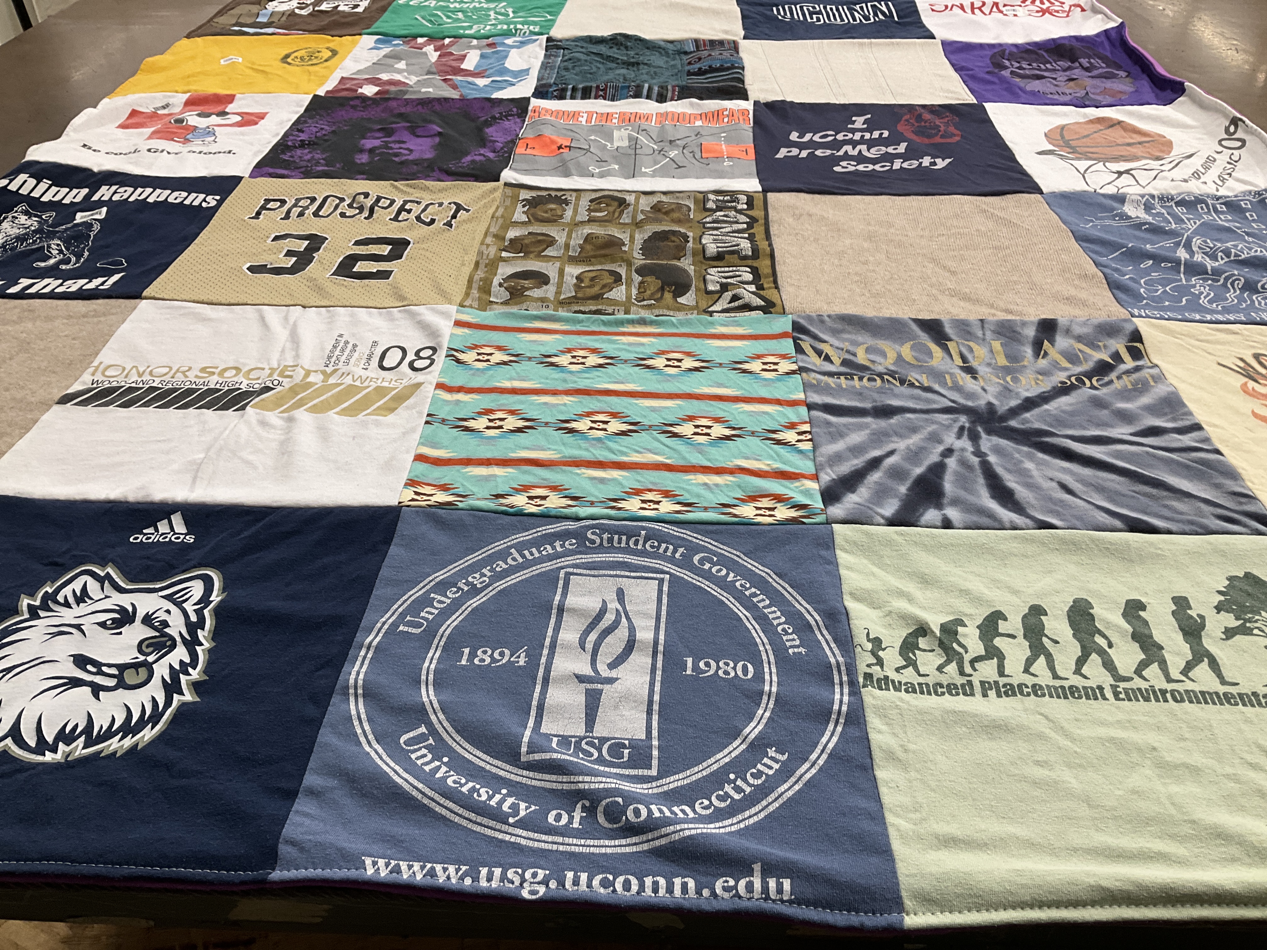 T-shirt quilt featuring uconn huskies by Jewel from CT