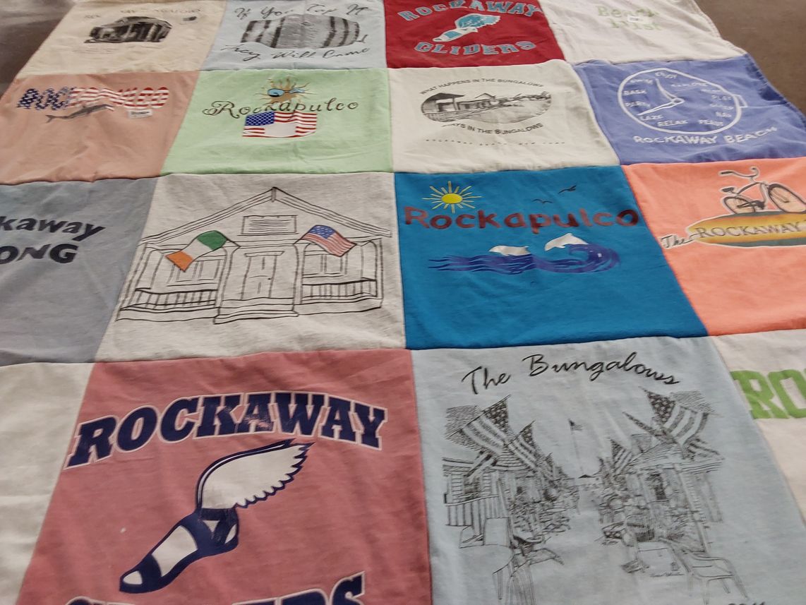 T-shirt quilt with beaches, vacation themes by Kimberly from NY