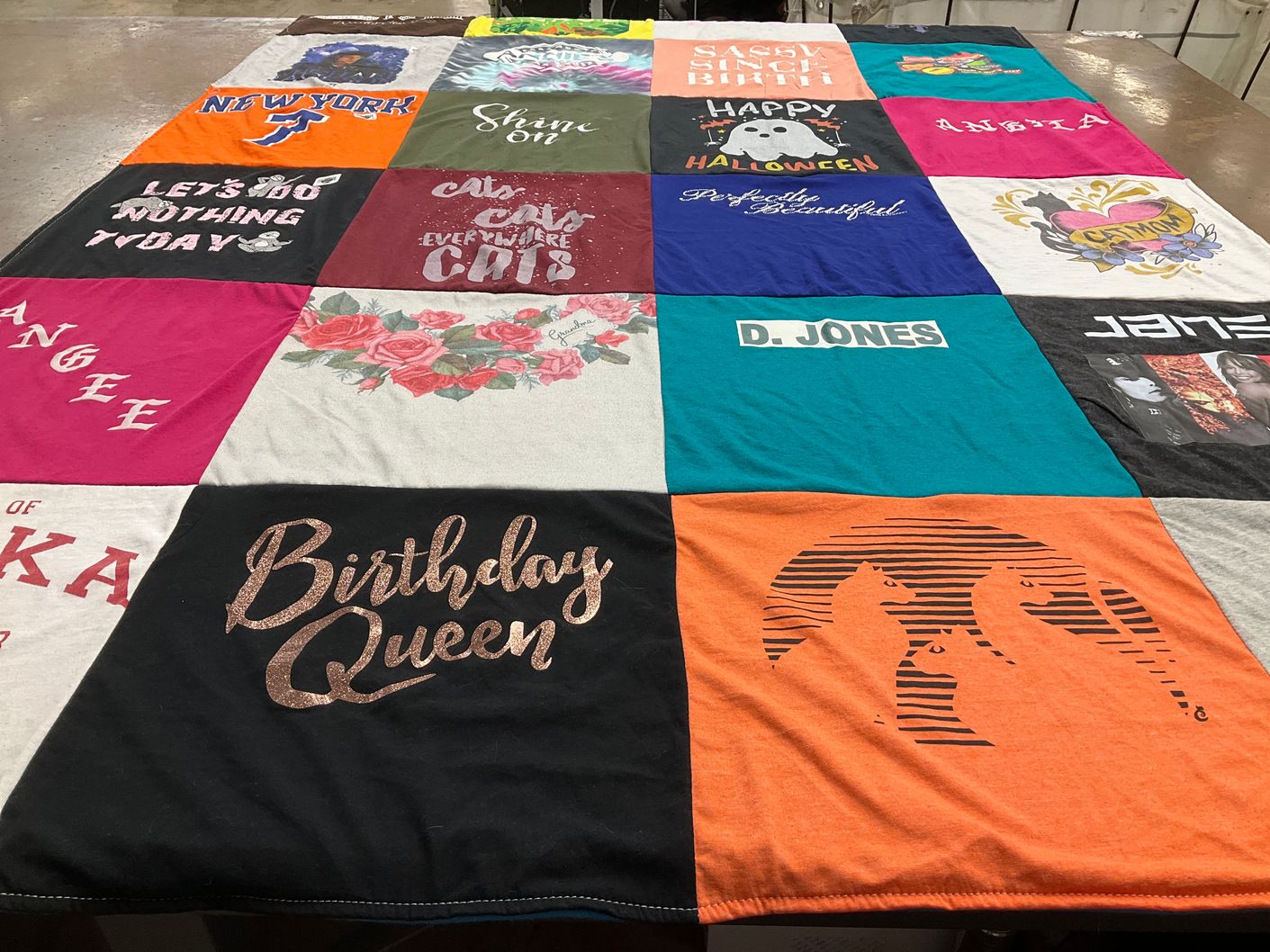 T-shirt quilt with cats, halloween themes by Angila from NY