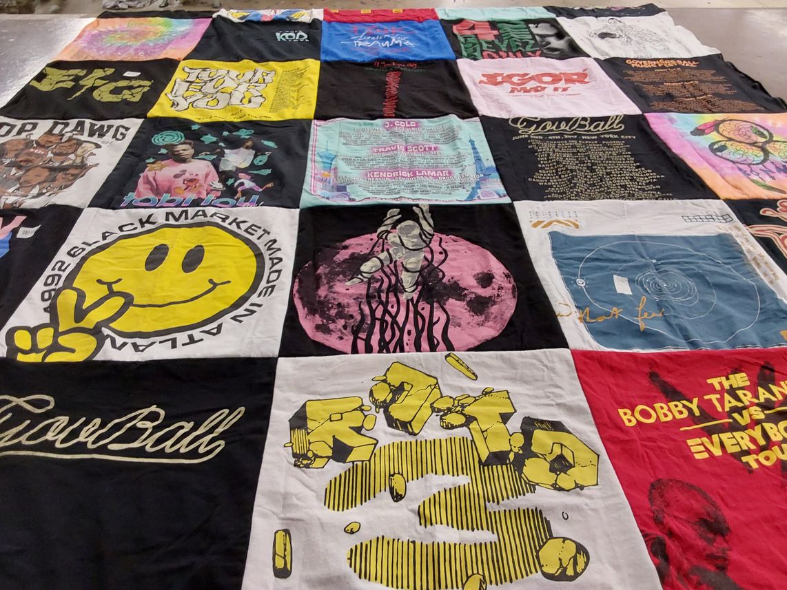 T-shirt quilt with music, festivals themes by Alex from MD
