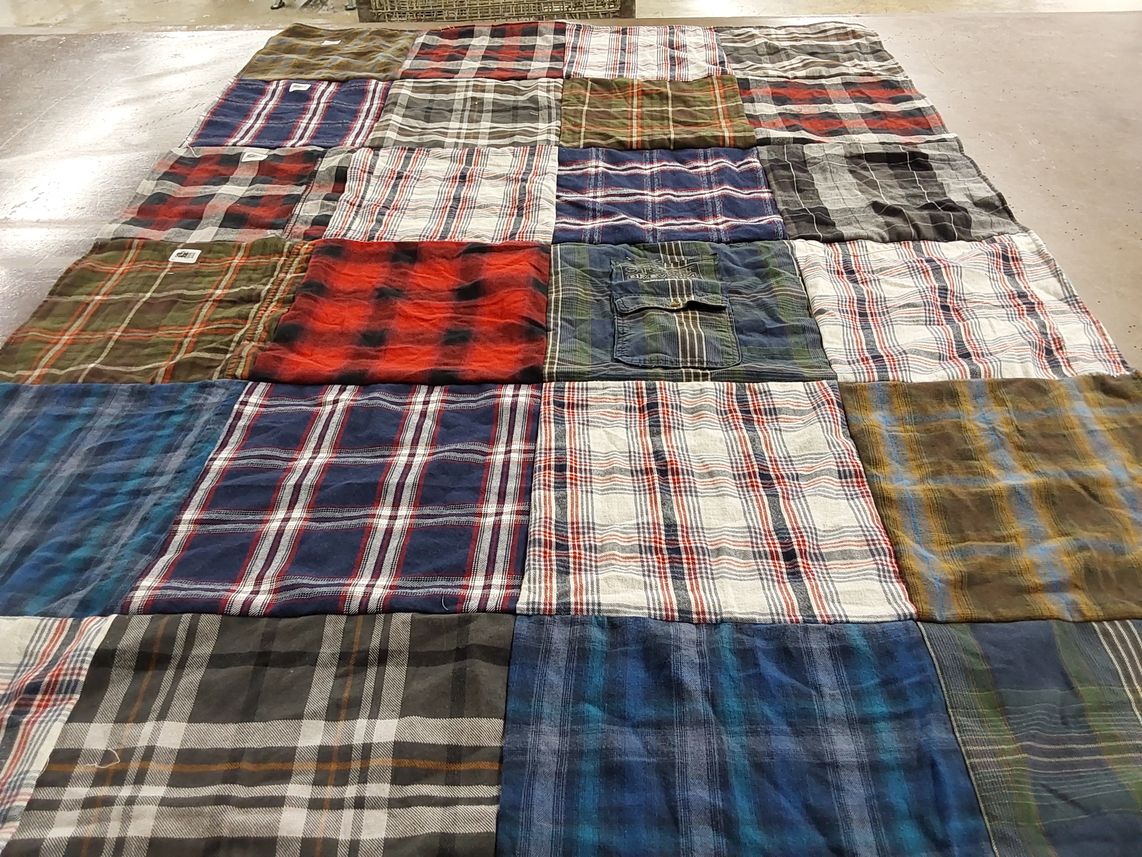 T-shirt quilt by H&L from CO