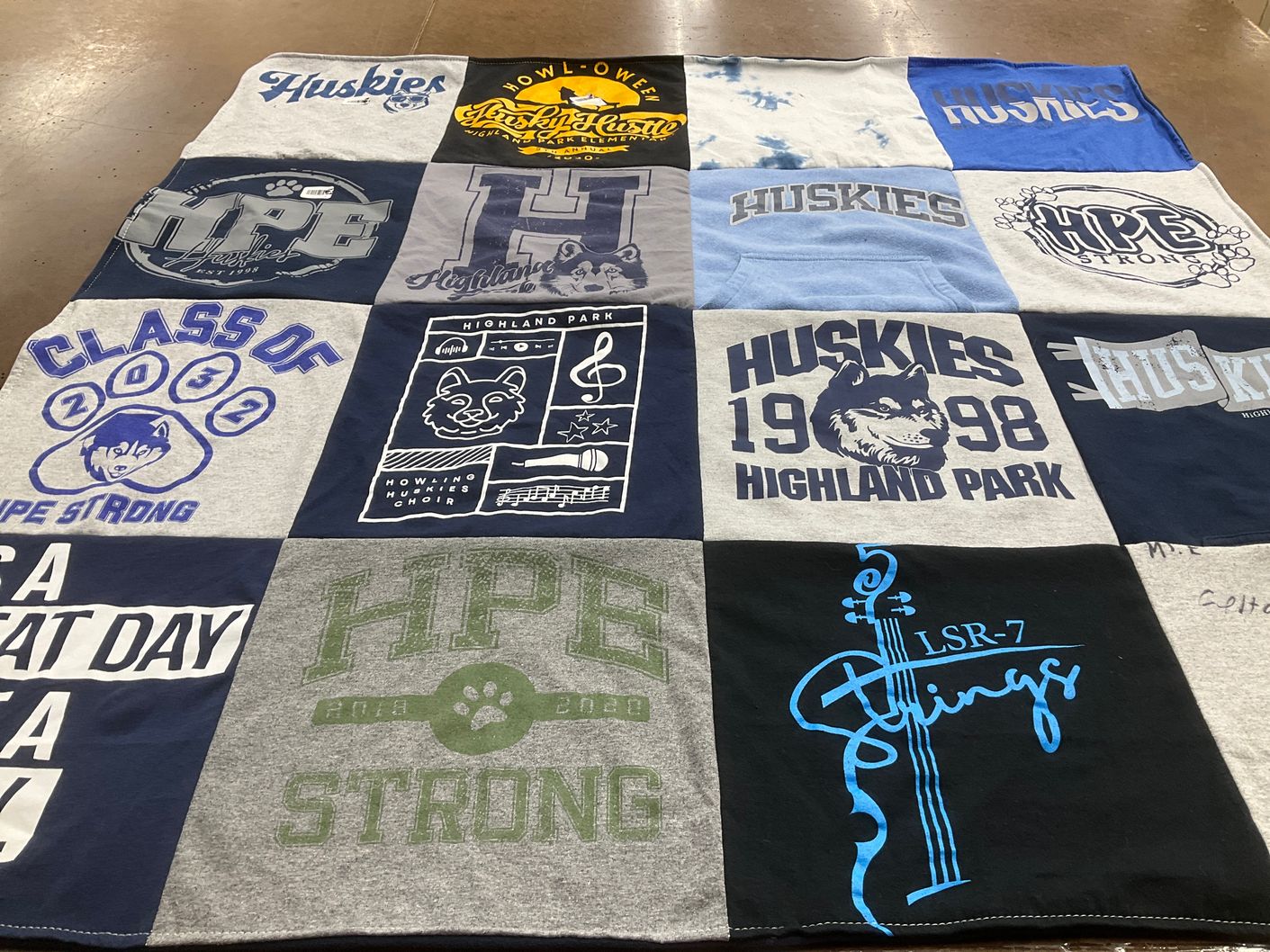 T-shirt quilt featuring highland park huskies by Steffanie from MO