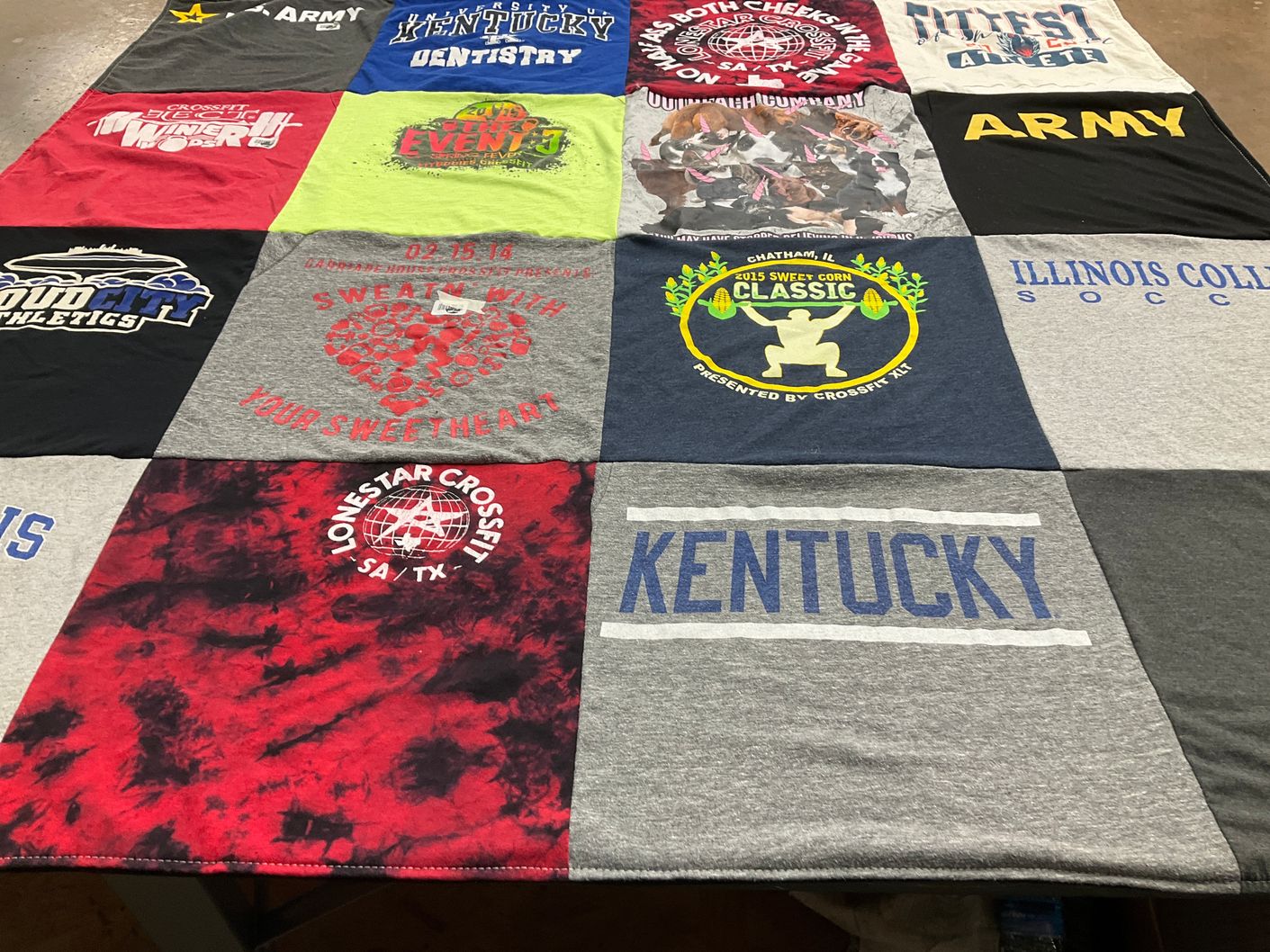 T-shirt quilt from illinois college by Bianca from KY