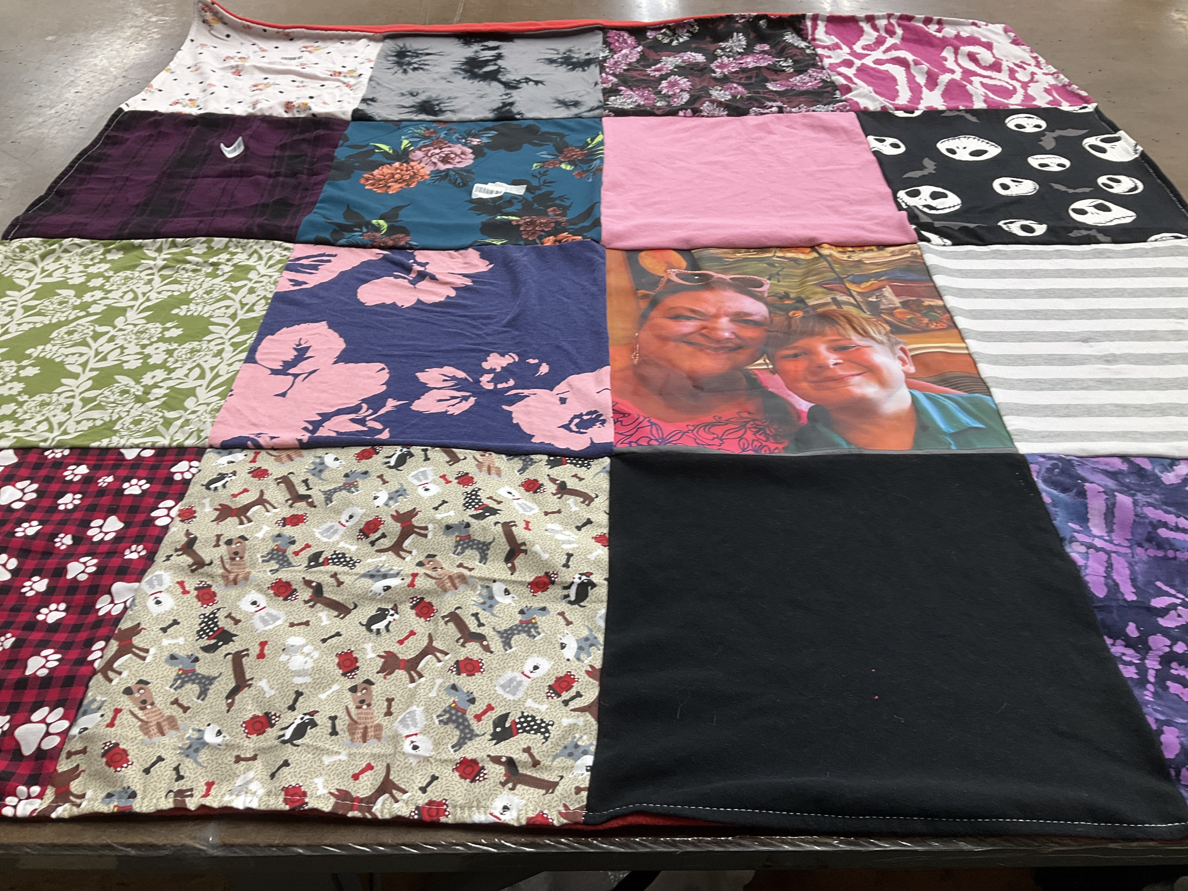 T-shirt quilt with photography, animals themes by Wendy from TX