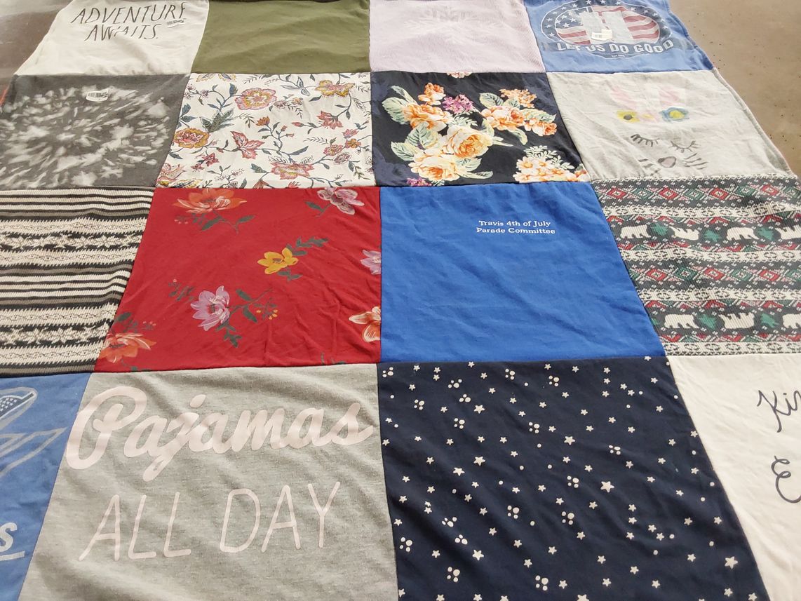 T-shirt quilt with floral design, seasons themes by Amanda from NY