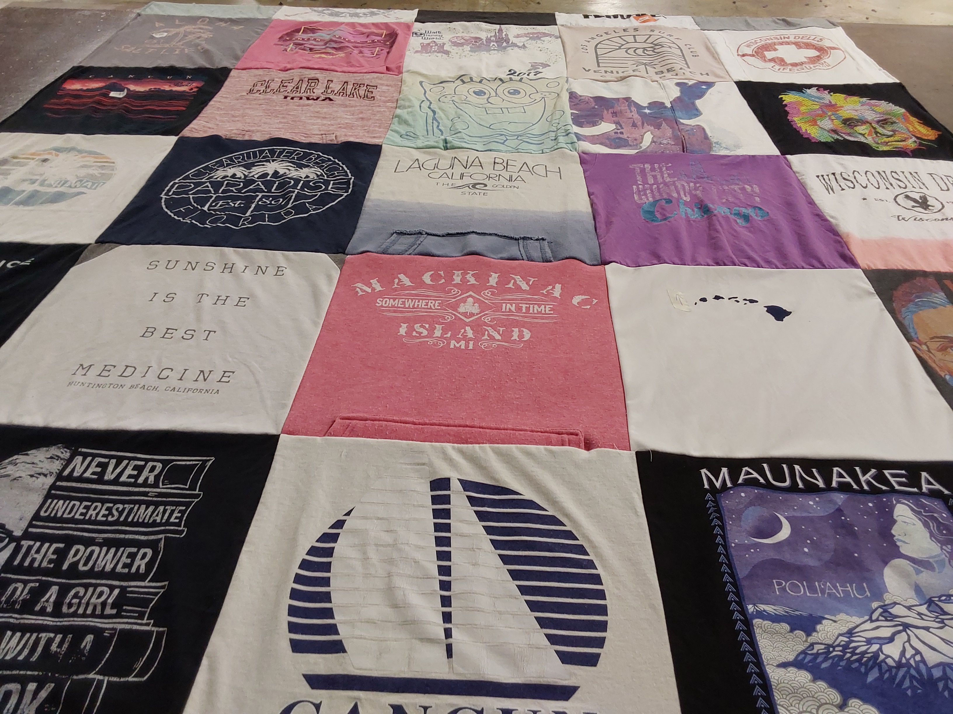 T-shirt quilt with travel, beaches themes by Kellie from IA