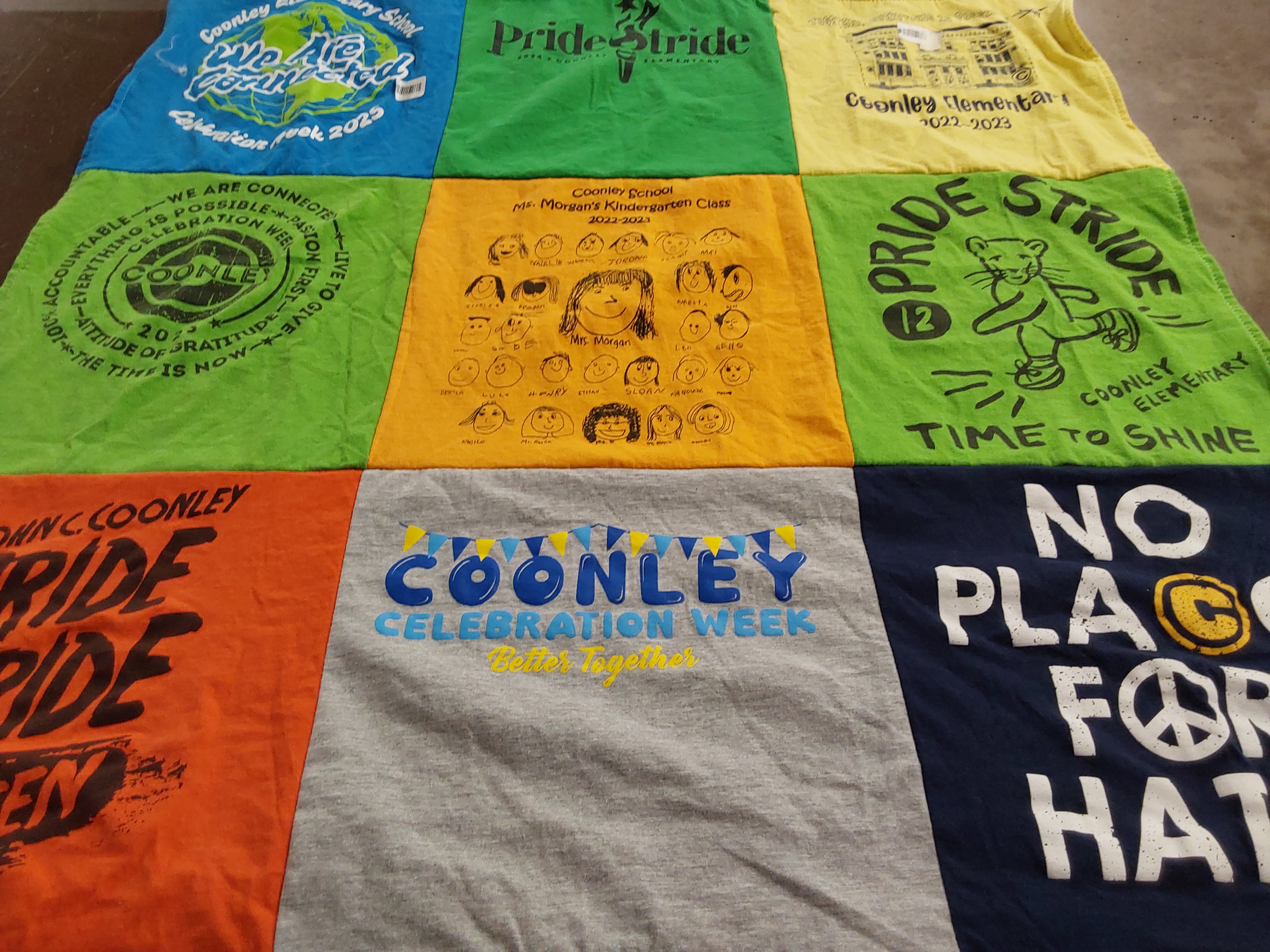 T-shirt quilt from coonly elementary by Margot from IL