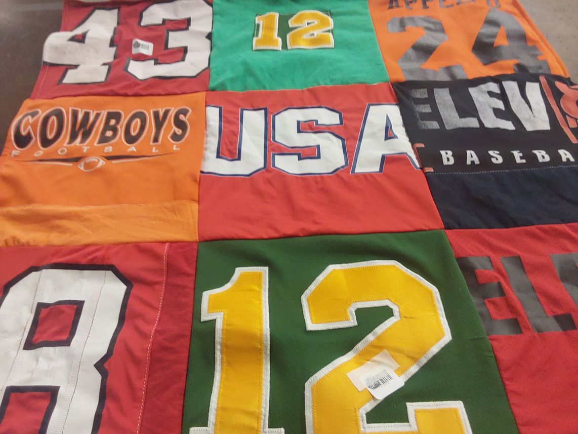 T-shirt quilt by Mari Jo from FL