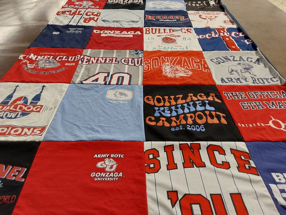 T-shirt quilt featuring gonzaga bulldogs basketball by Lauren from WA