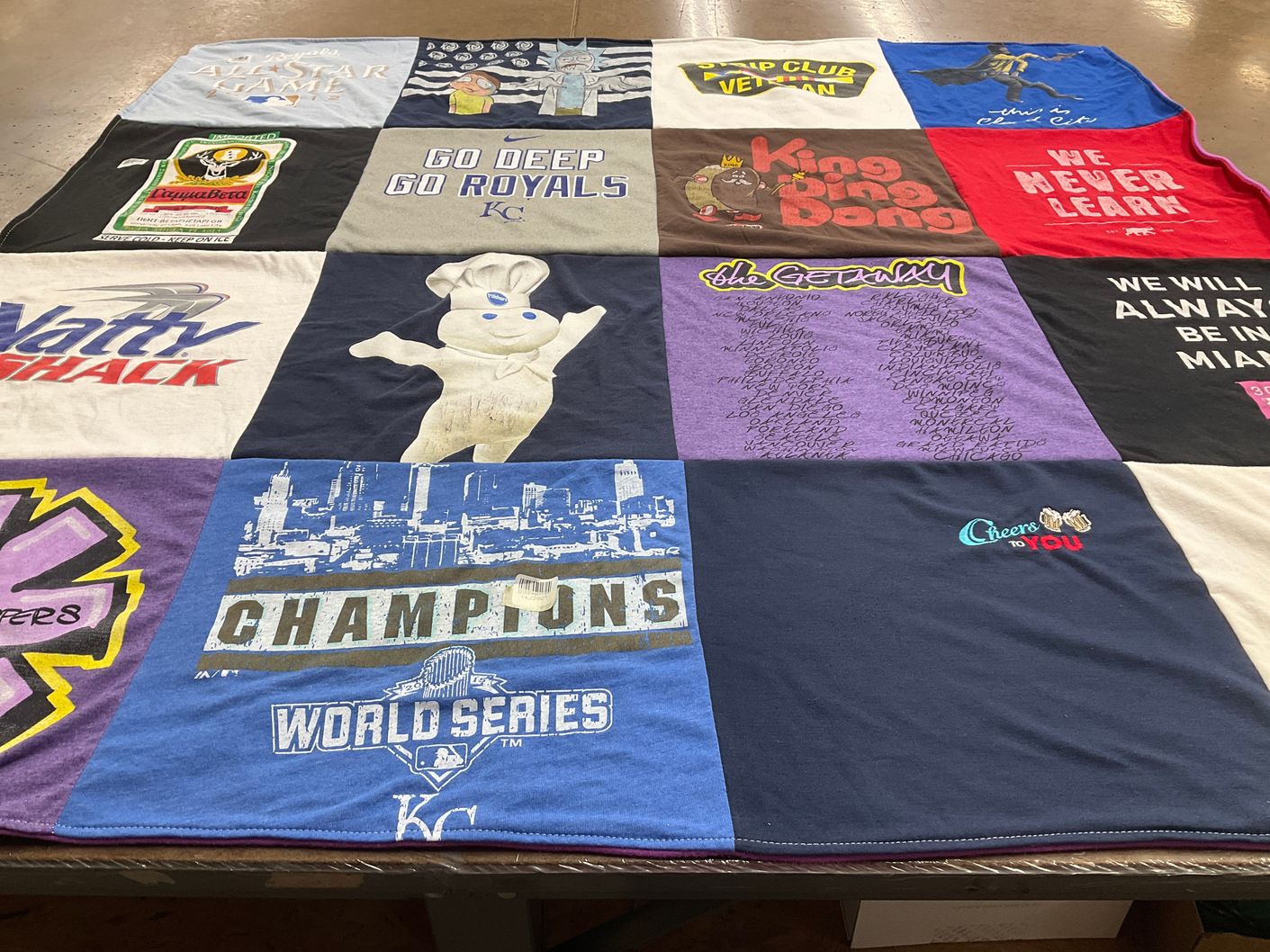 T-shirt quilt featuring kansas city royals by Rondilyn from UT