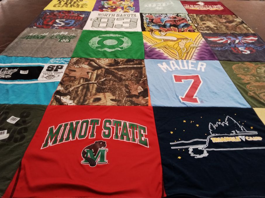 T-shirt quilt featuring minnesota twins by Lisa from ND