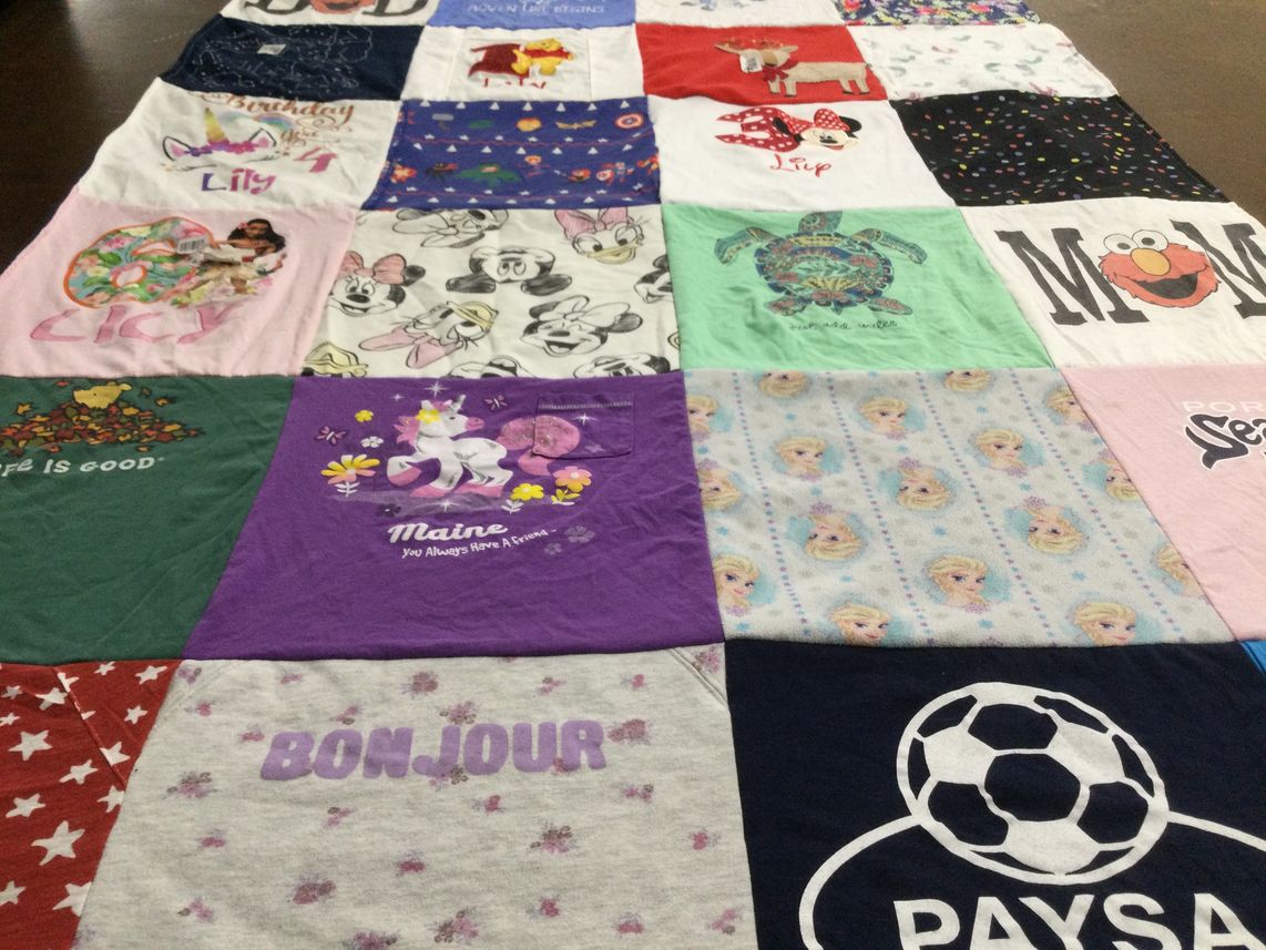 T-shirt quilt with family, birthdays themes by Heath from ME