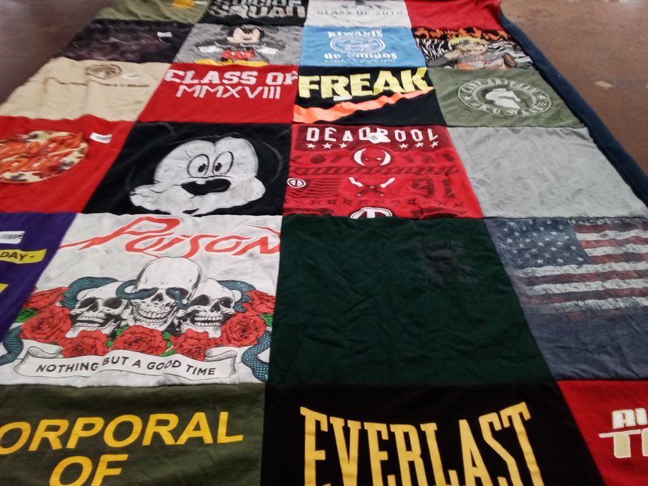 T-shirt quilt featuring chicago bulls by MIMI from AZ