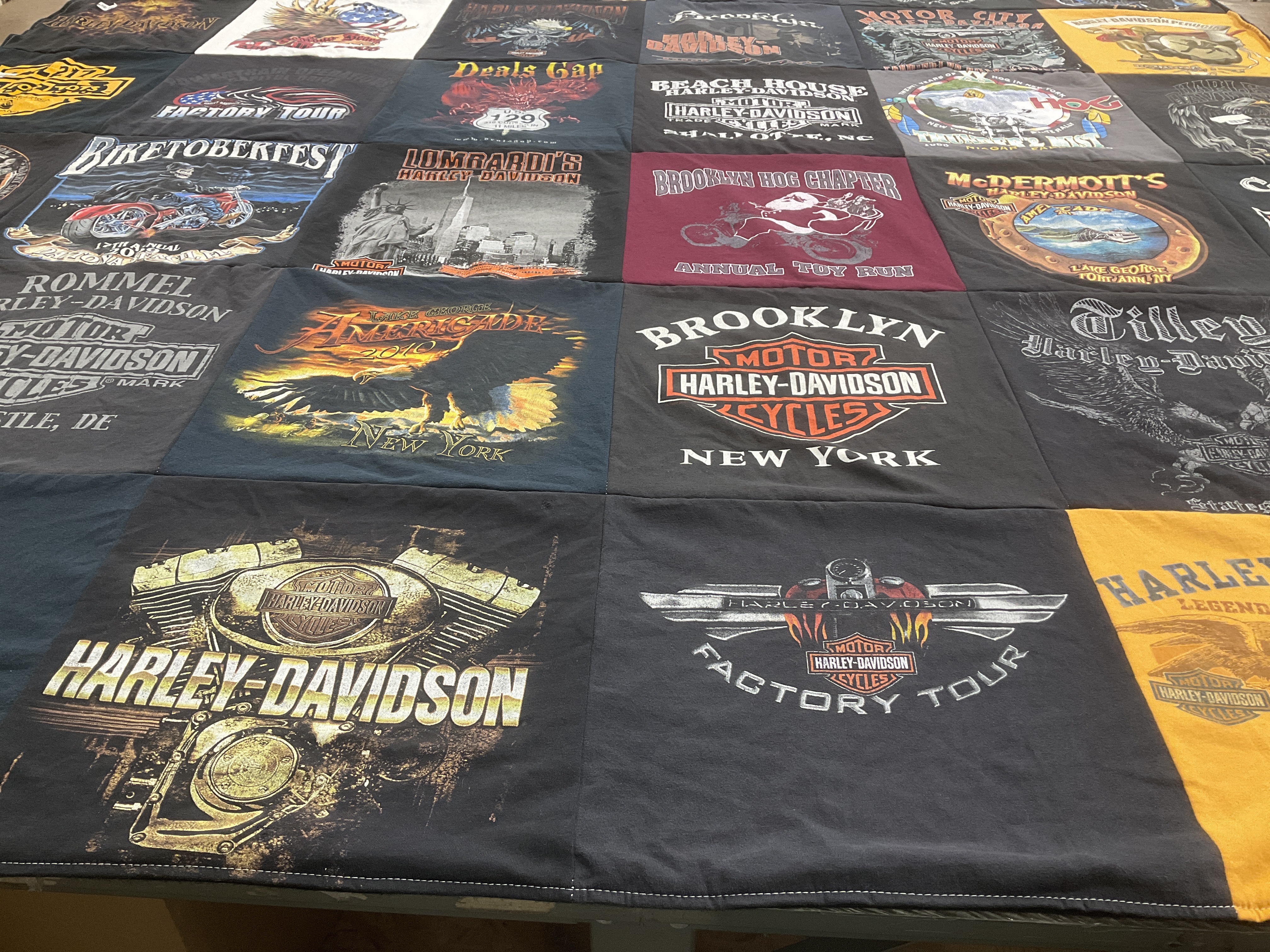 T-shirt quilt with motorcycles, harley-davidson themes by Frank from NY