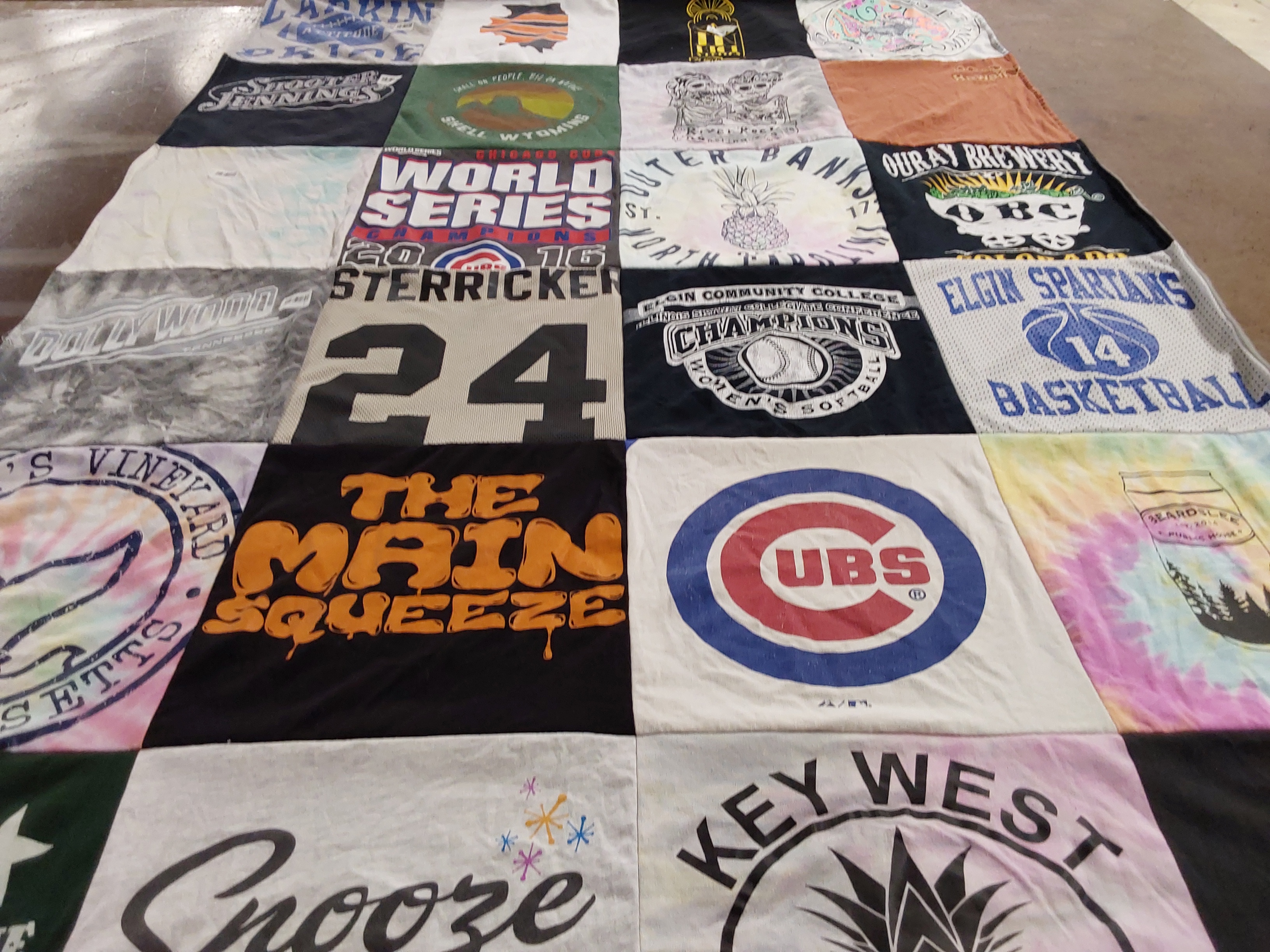 T-shirt quilt featuring chicago cubs, elgin spartans by Sophie from NV