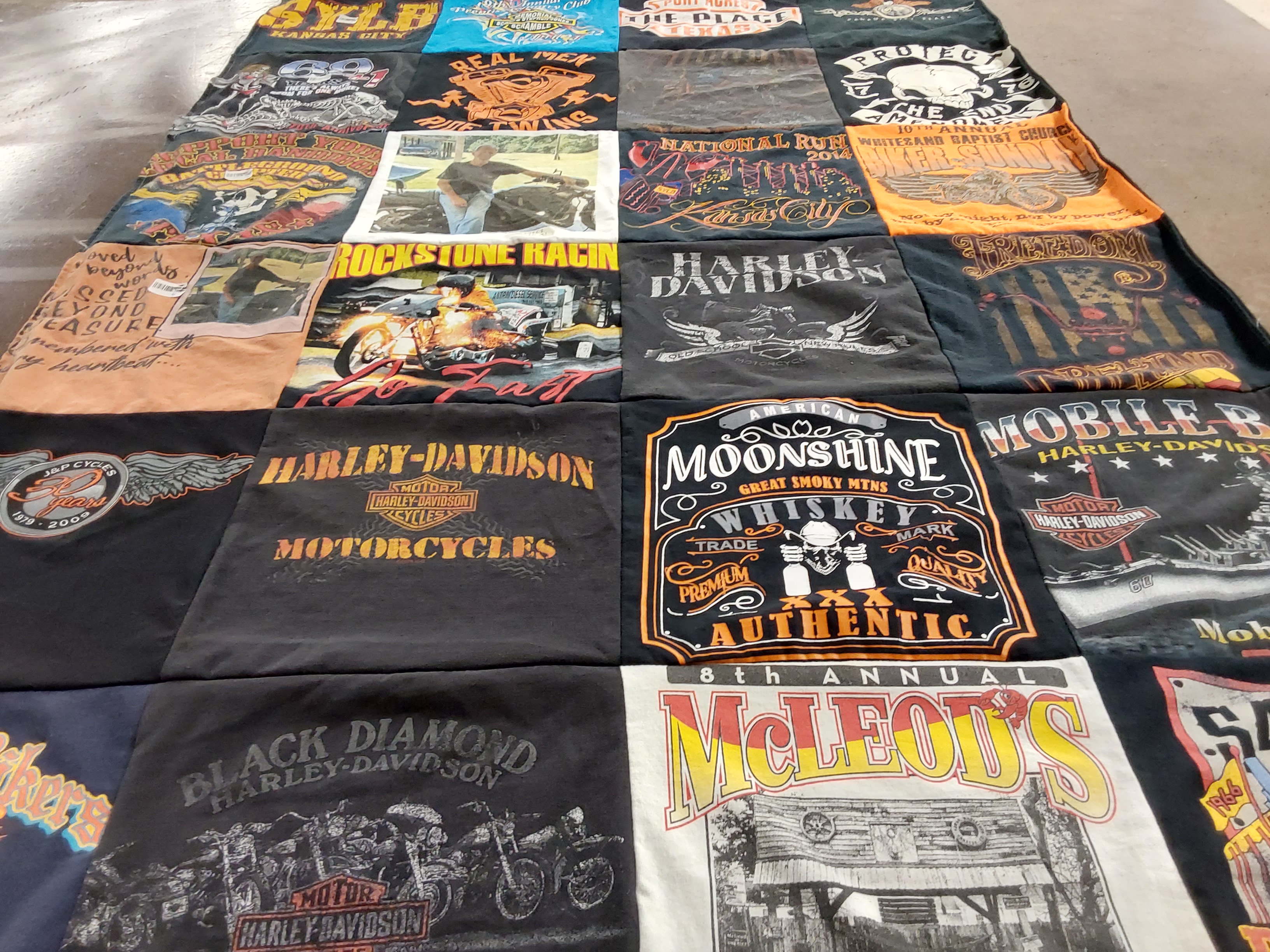 T-shirt quilt with motorcycles, racing themes by Ceyann from MS