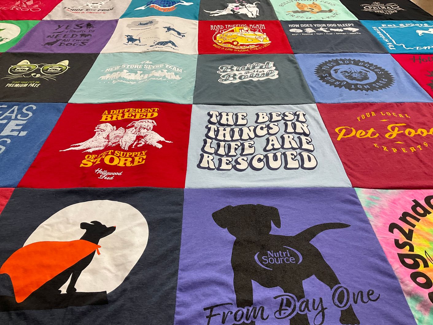 T-shirt quilt with animals, pets themes by Aric from TN