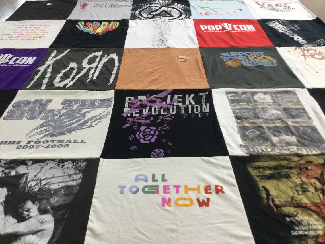 T-shirt quilt featuring football team by Rachel from TX