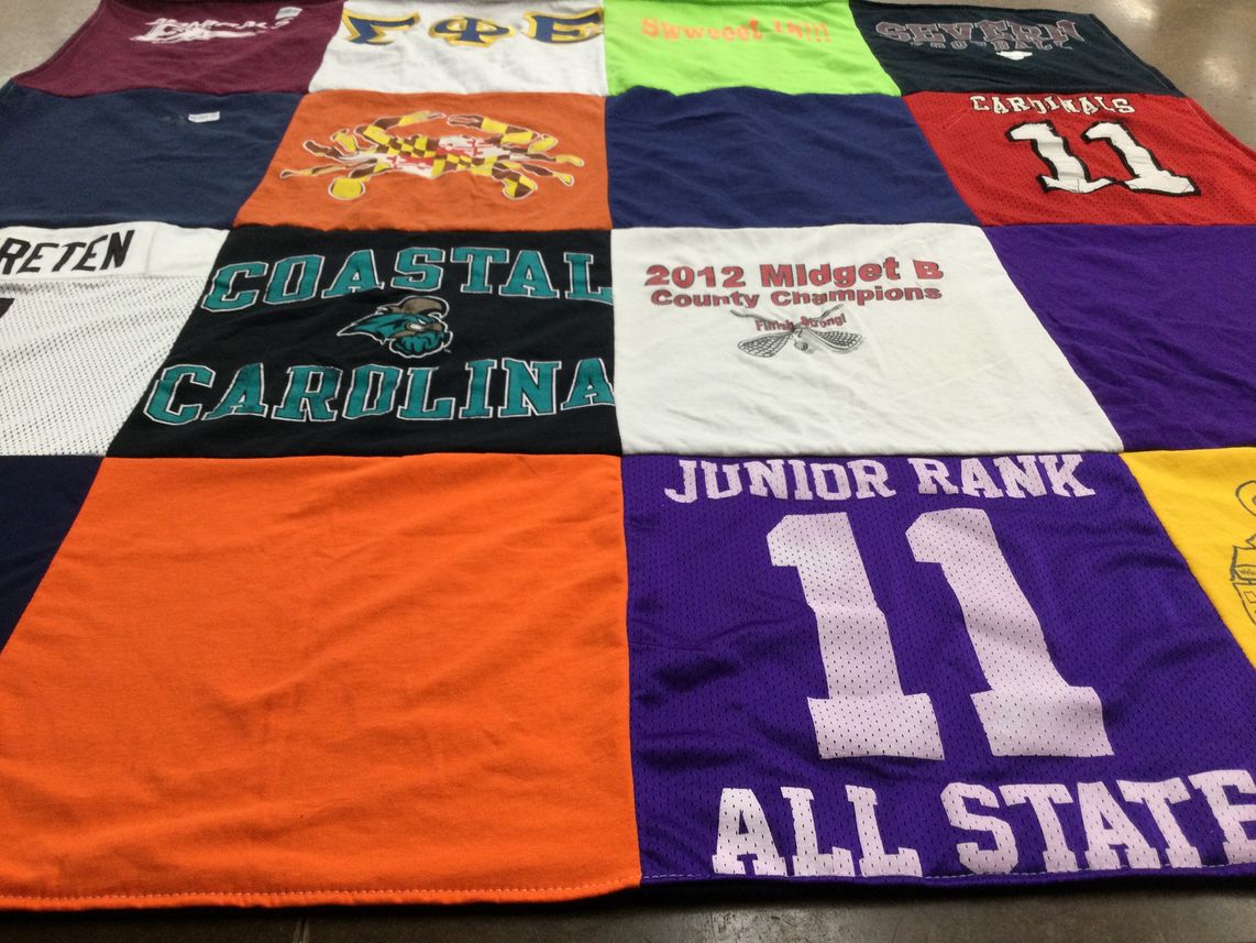 T-shirt quilt featuring cardinals by Leslie from NC