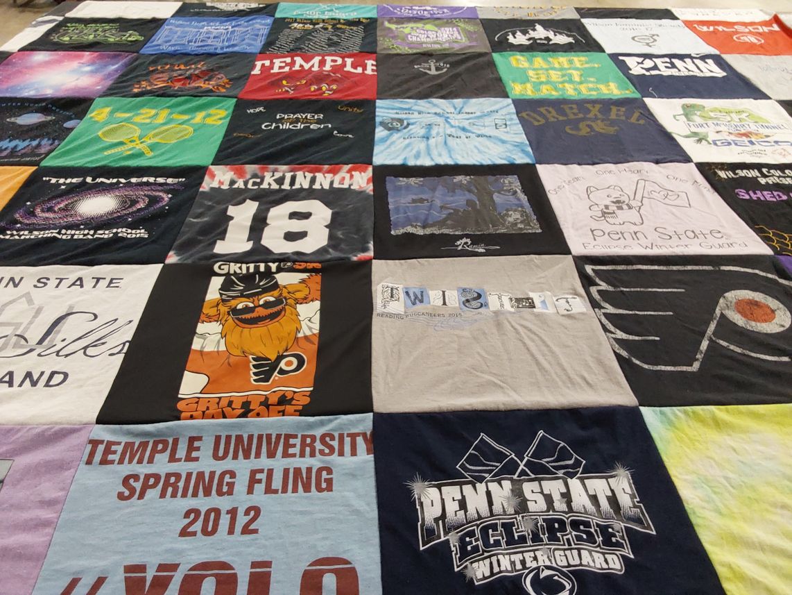 T-shirt quilt featuring philadelphia flyers by Despina from PA